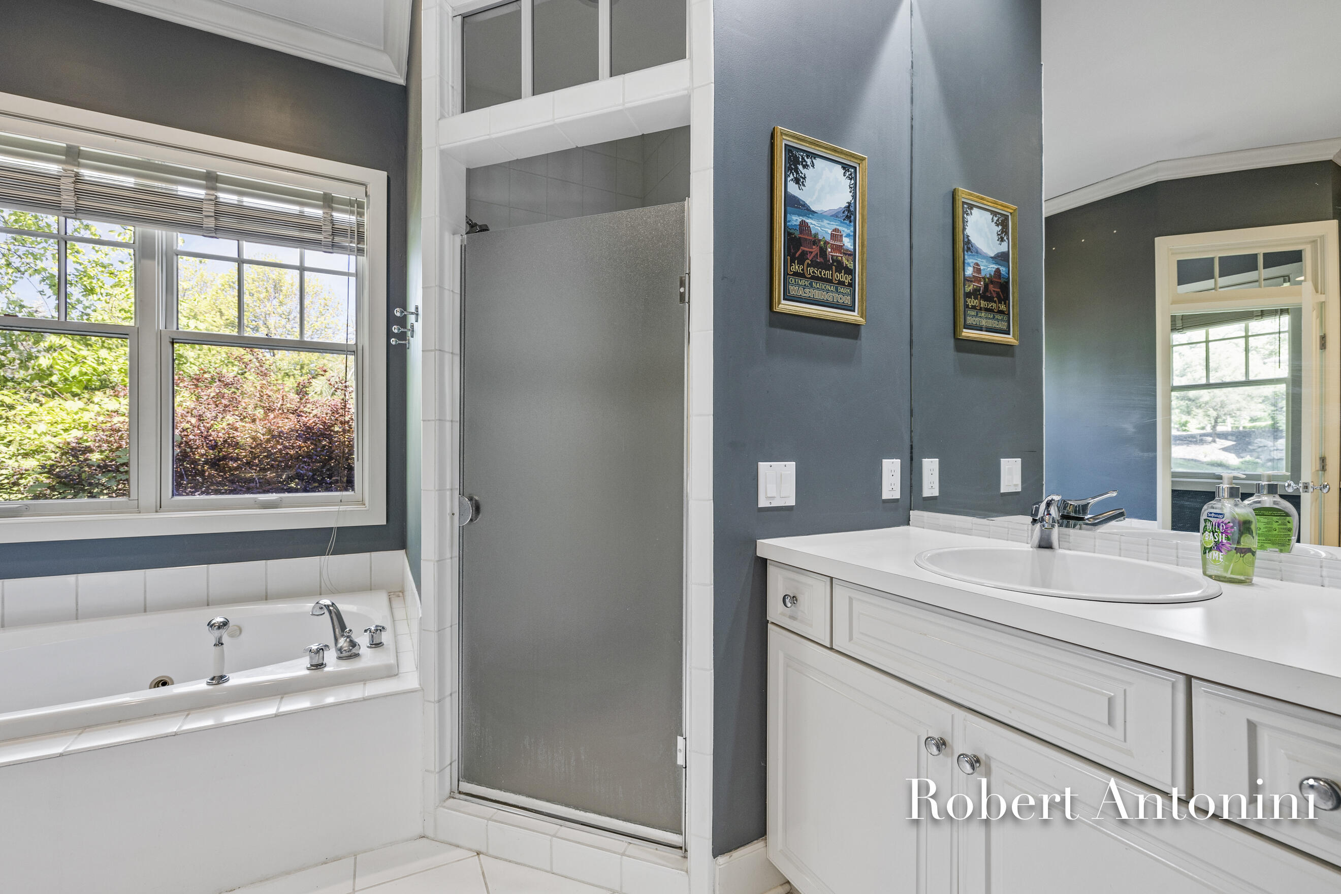 1740 Flowers Mill Court NE