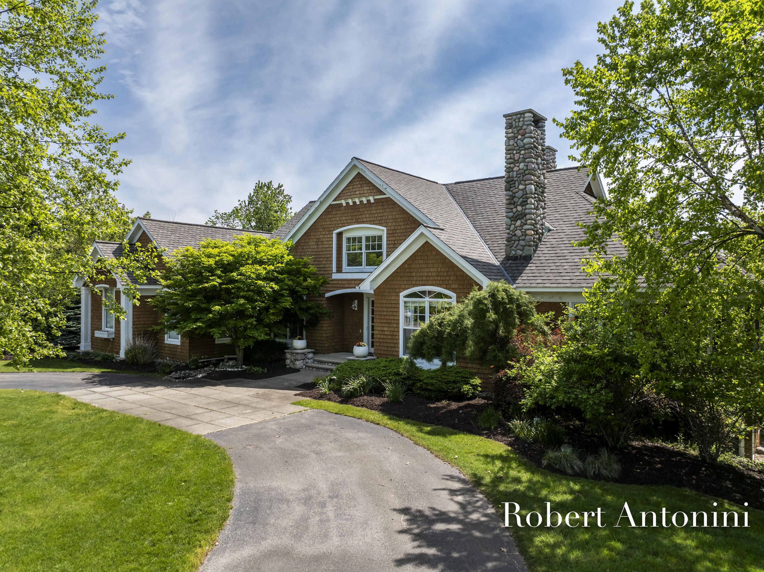 1740 Flowers Mill Court NE