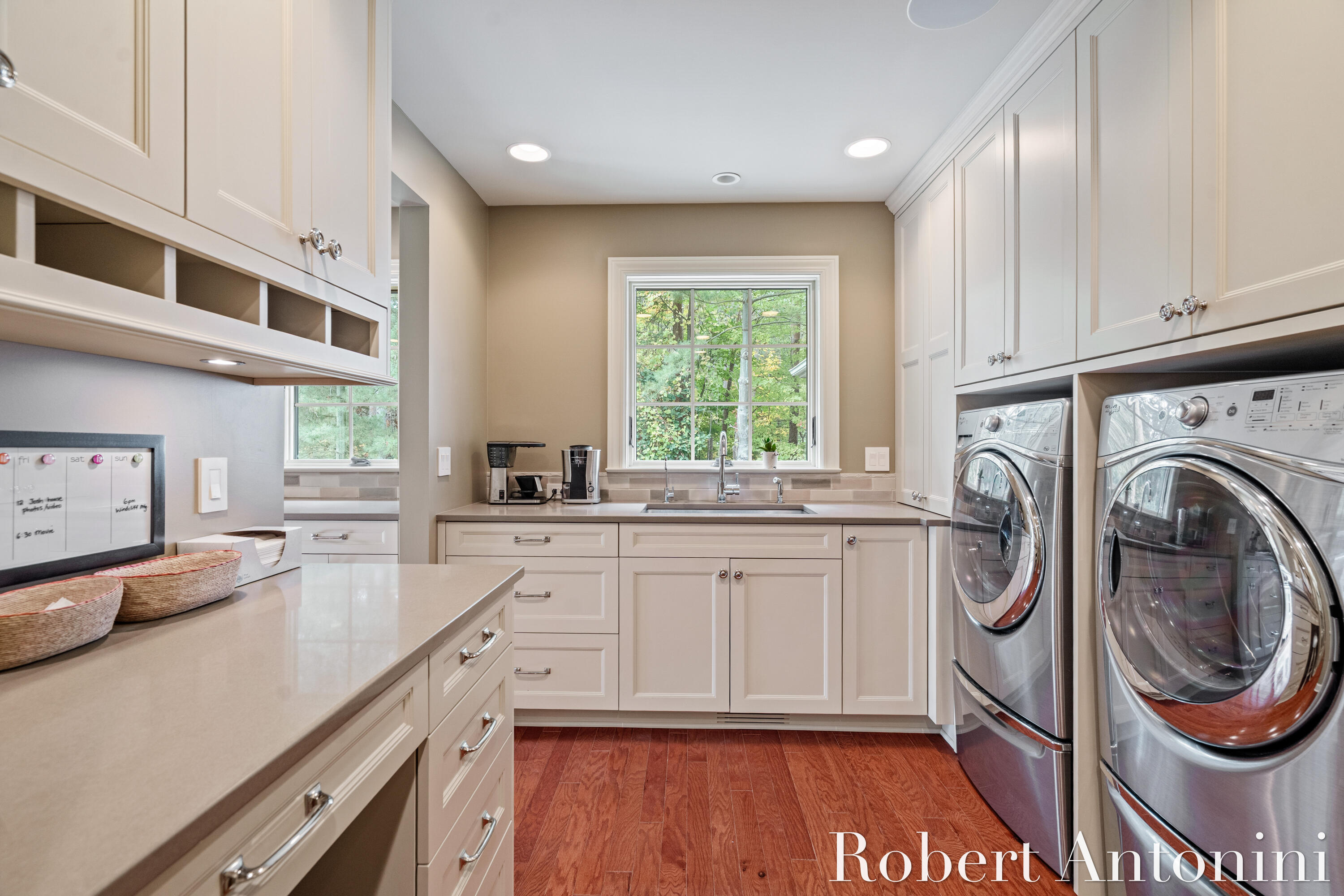 4777 Windcliff Drive NE, Rockford