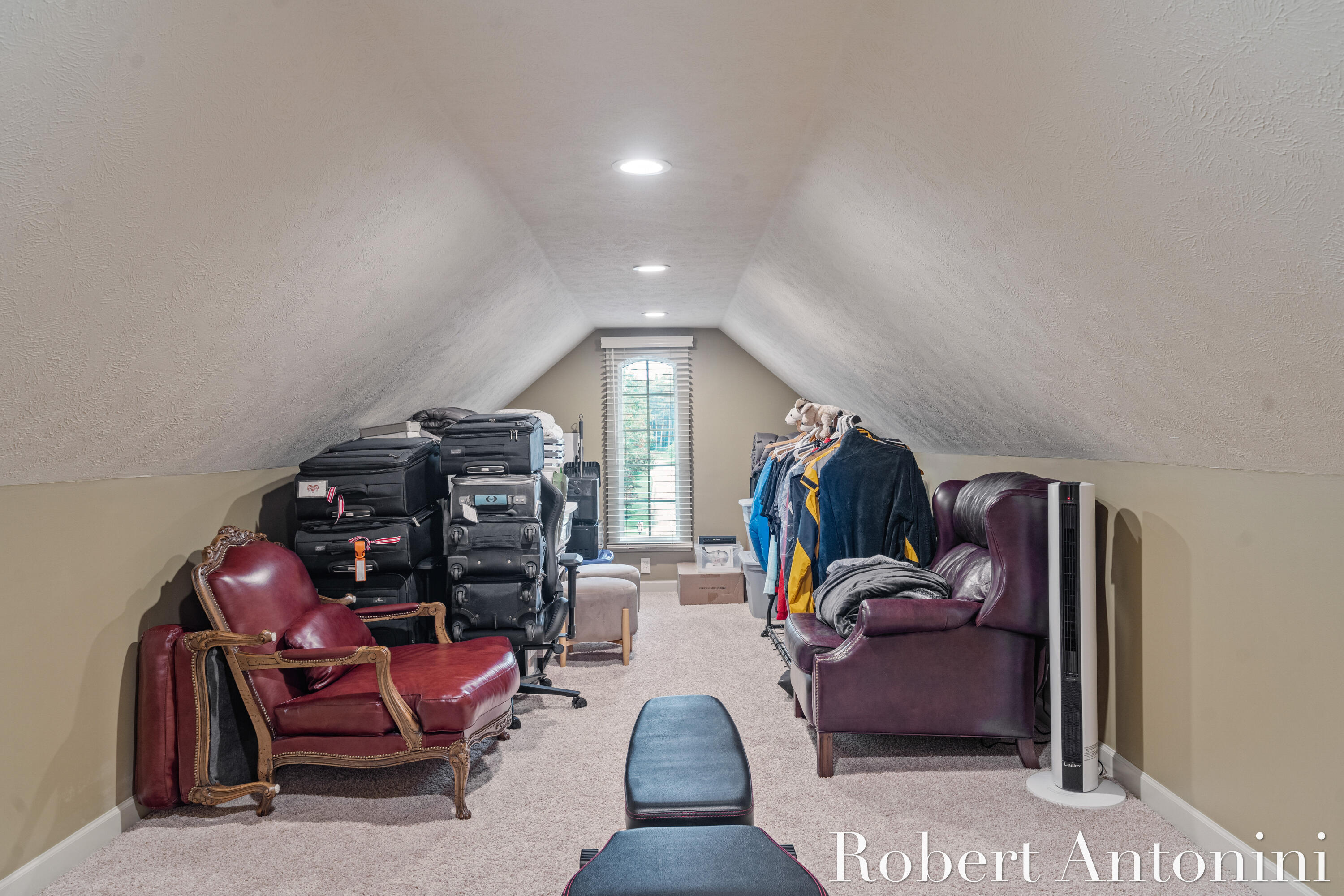 4777 Windcliff Drive NE, Rockford