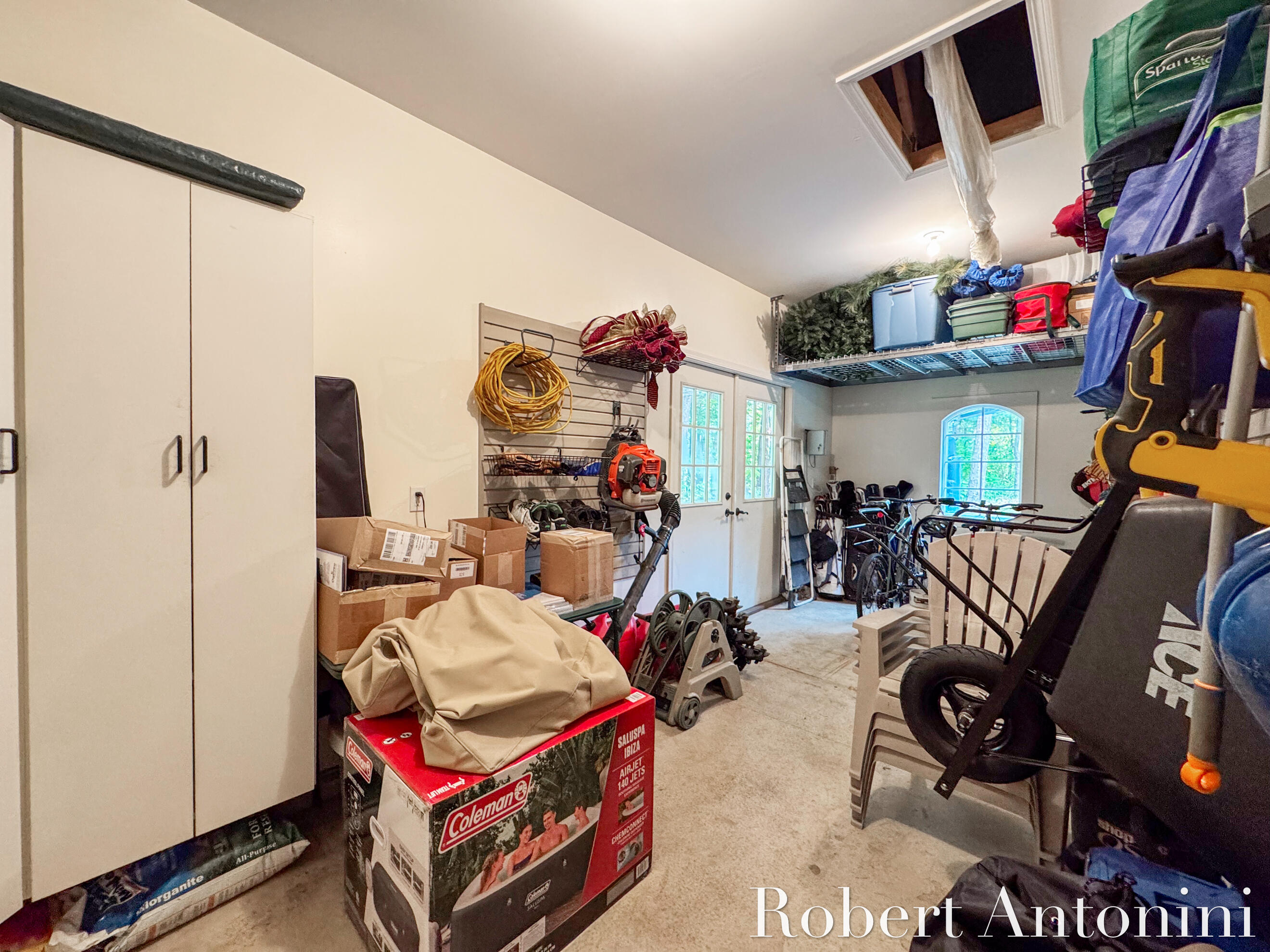 4777 Windcliff Drive NE, Rockford