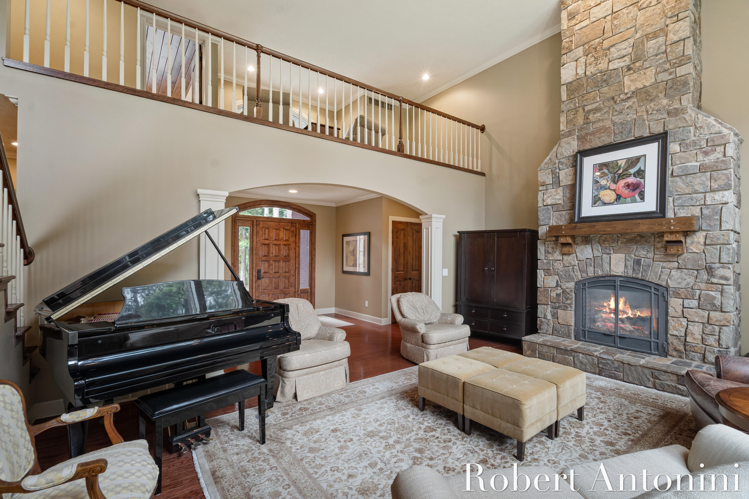 4777 Windcliff Drive NE, Rockford