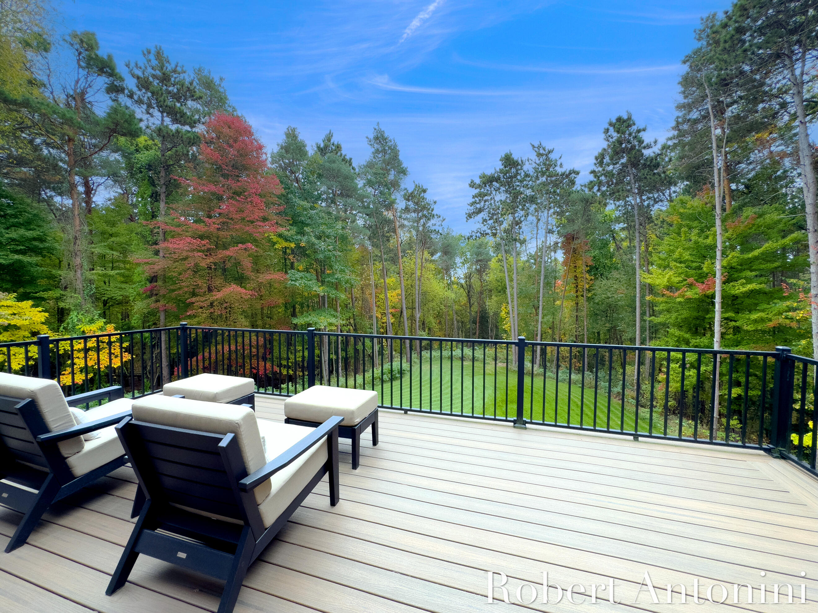 4777 Windcliff Drive NE, Rockford