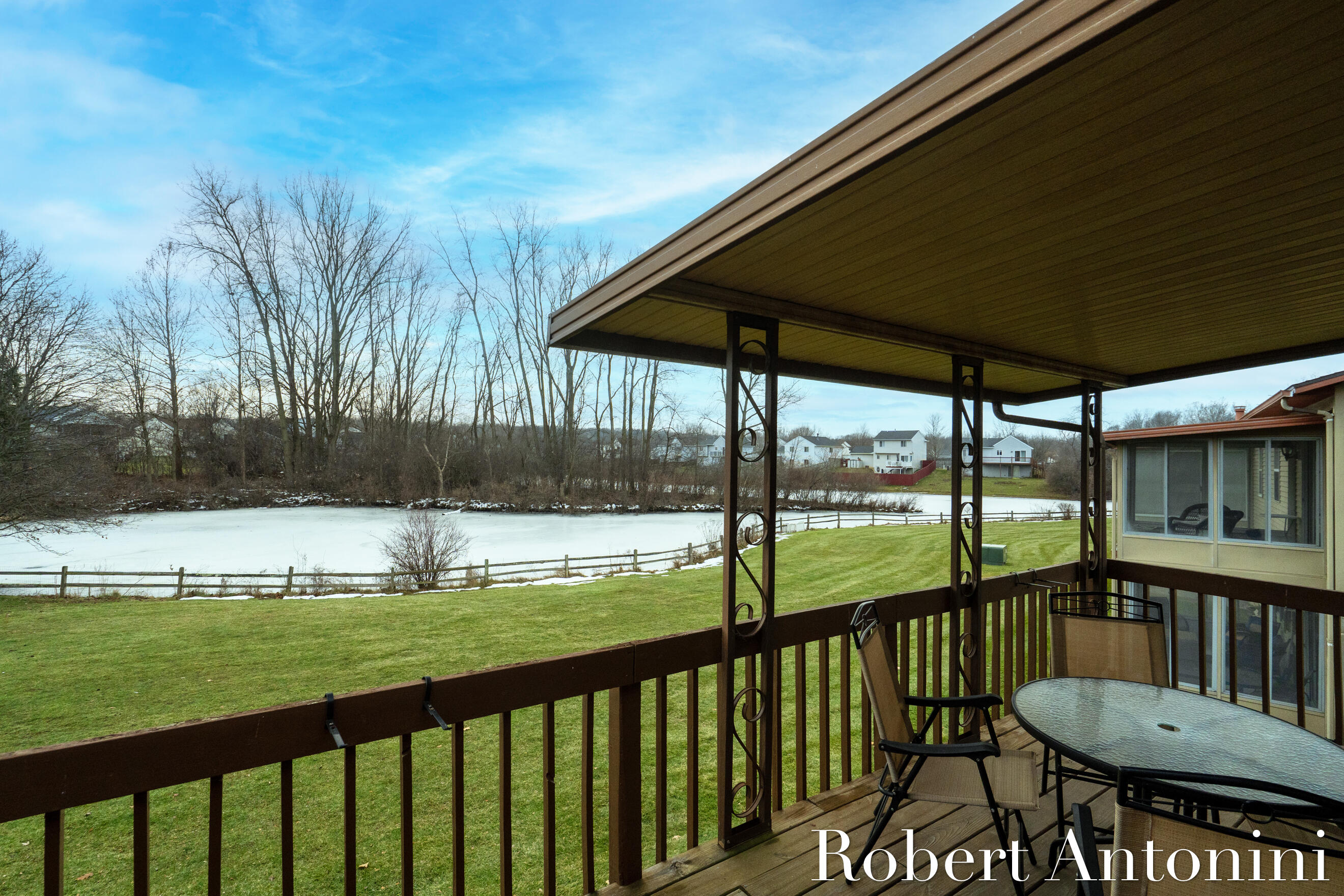 3128 Old Kent Road SE