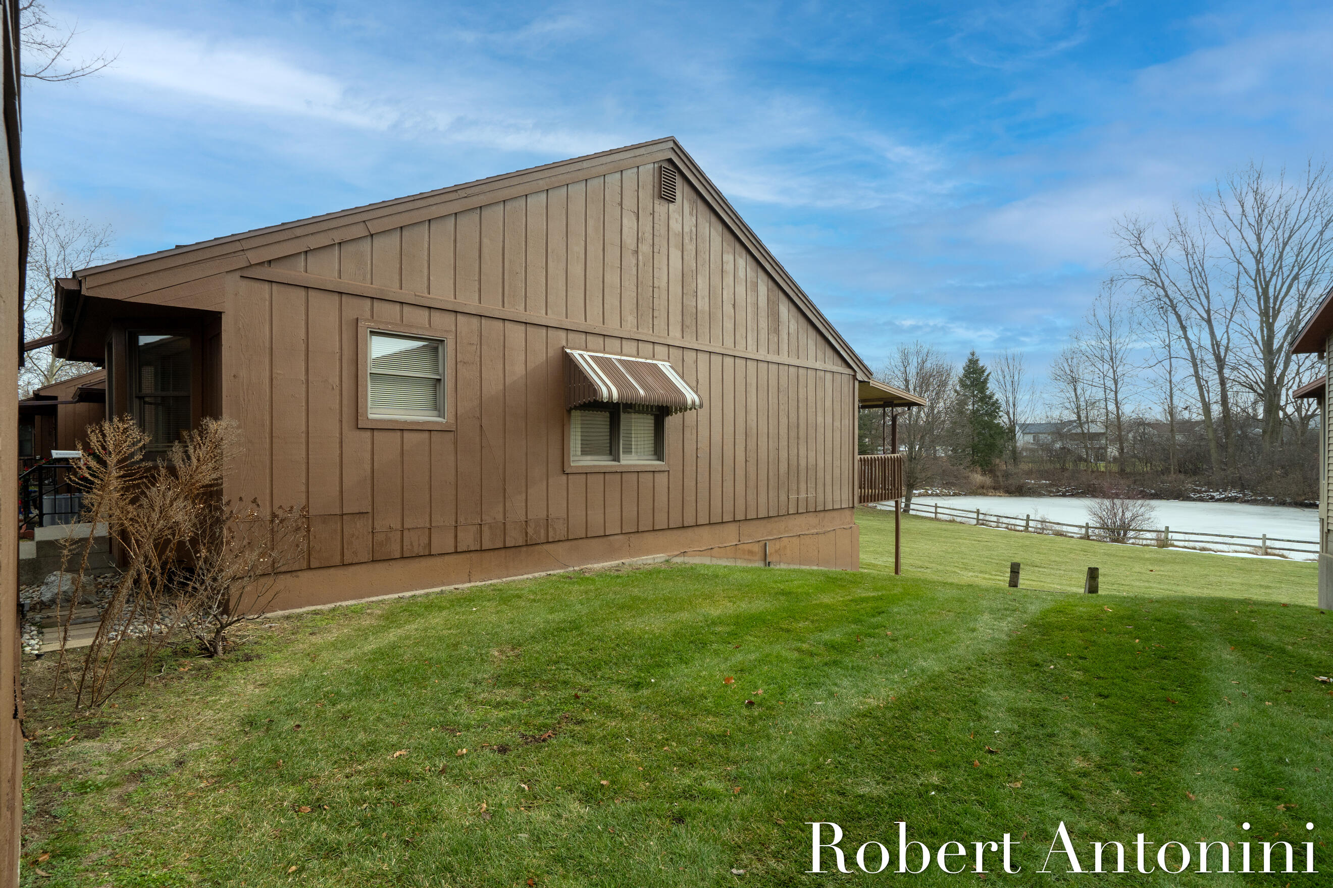 3128 Old Kent Road SE