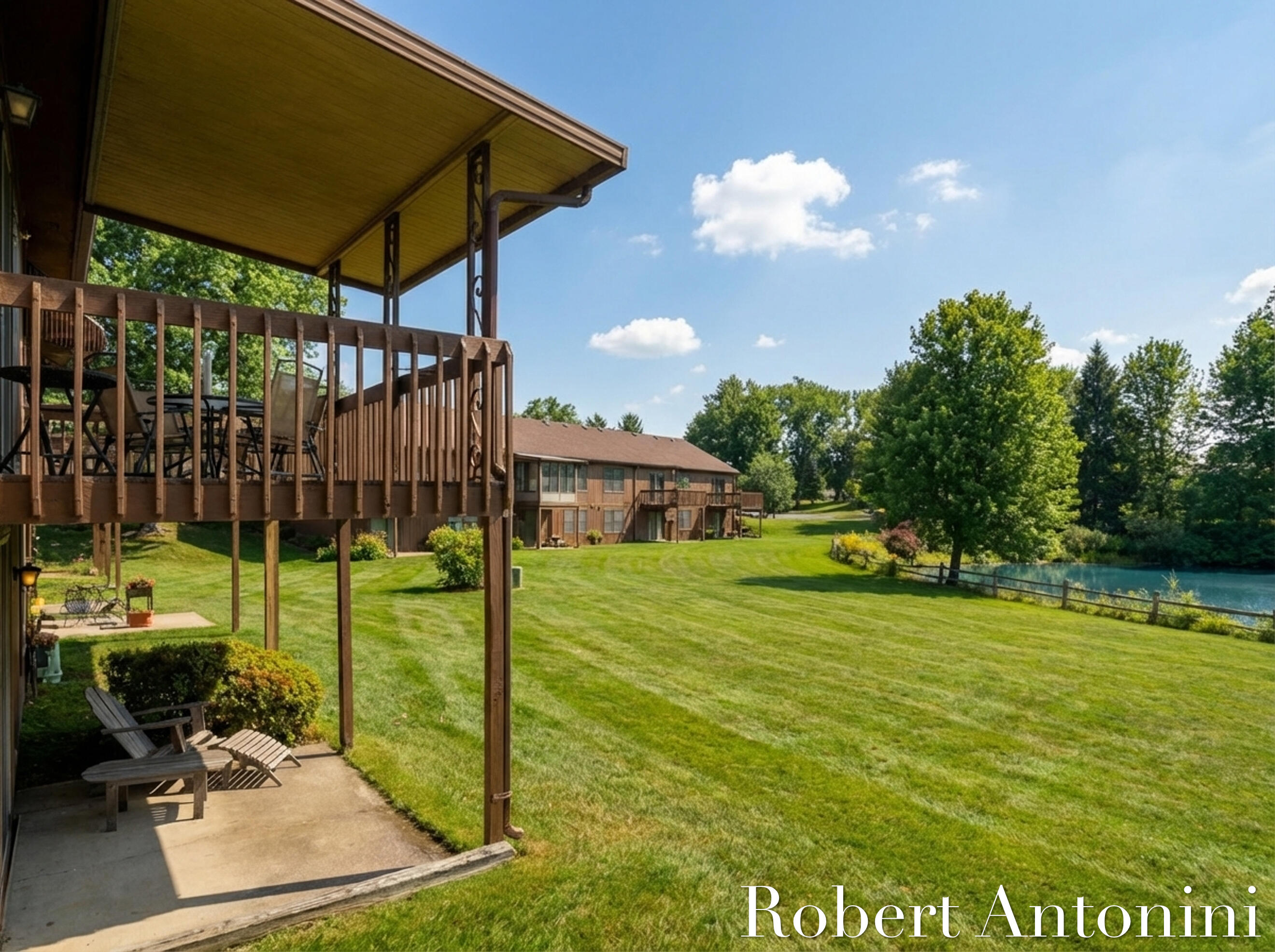 3128 Old Kent Road SE