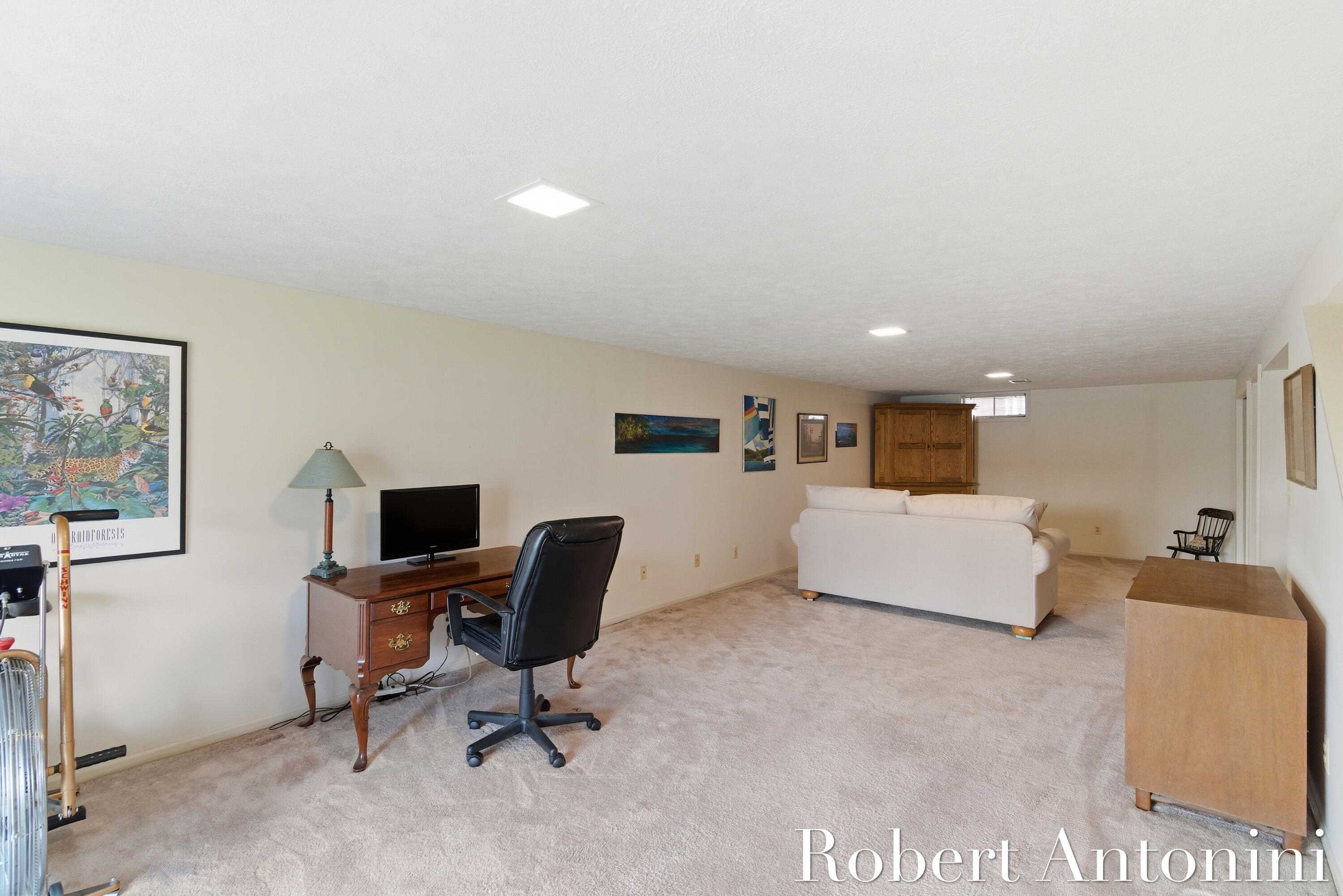 3128 Old Kent Road SE