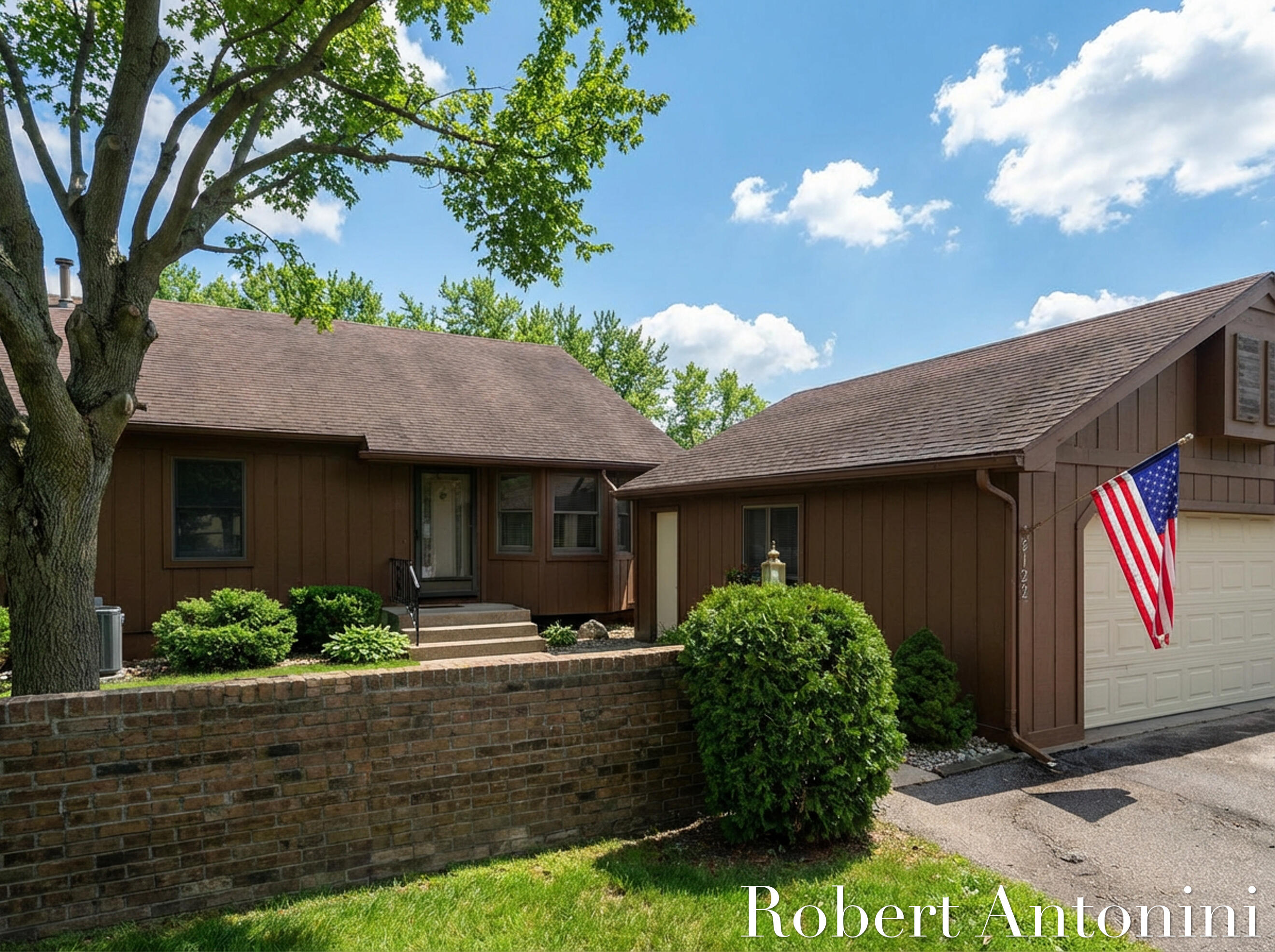 3128 Old Kent Road SE