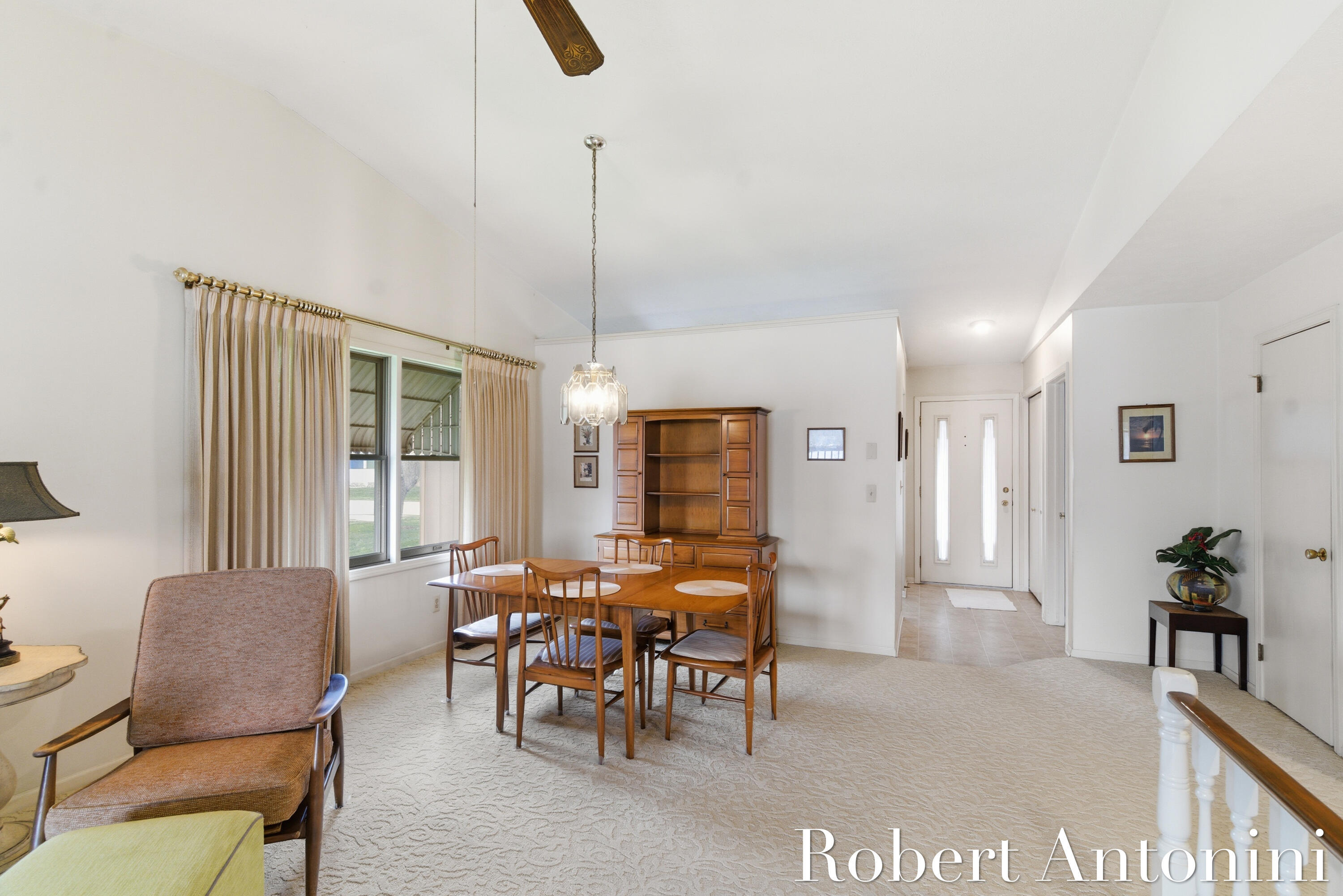 3128 Old Kent Road SE