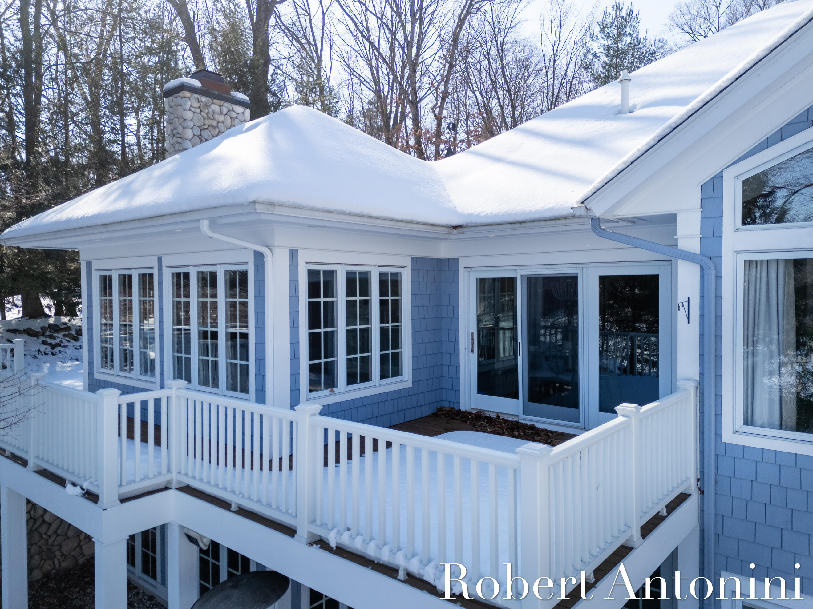 6862 Maplecrest Drive SE