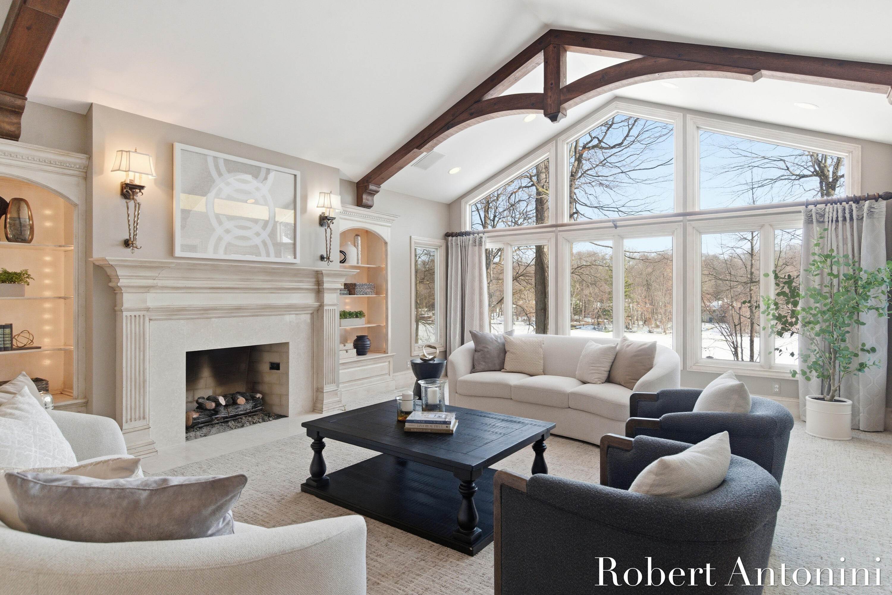 6862 Maplecrest Drive SE