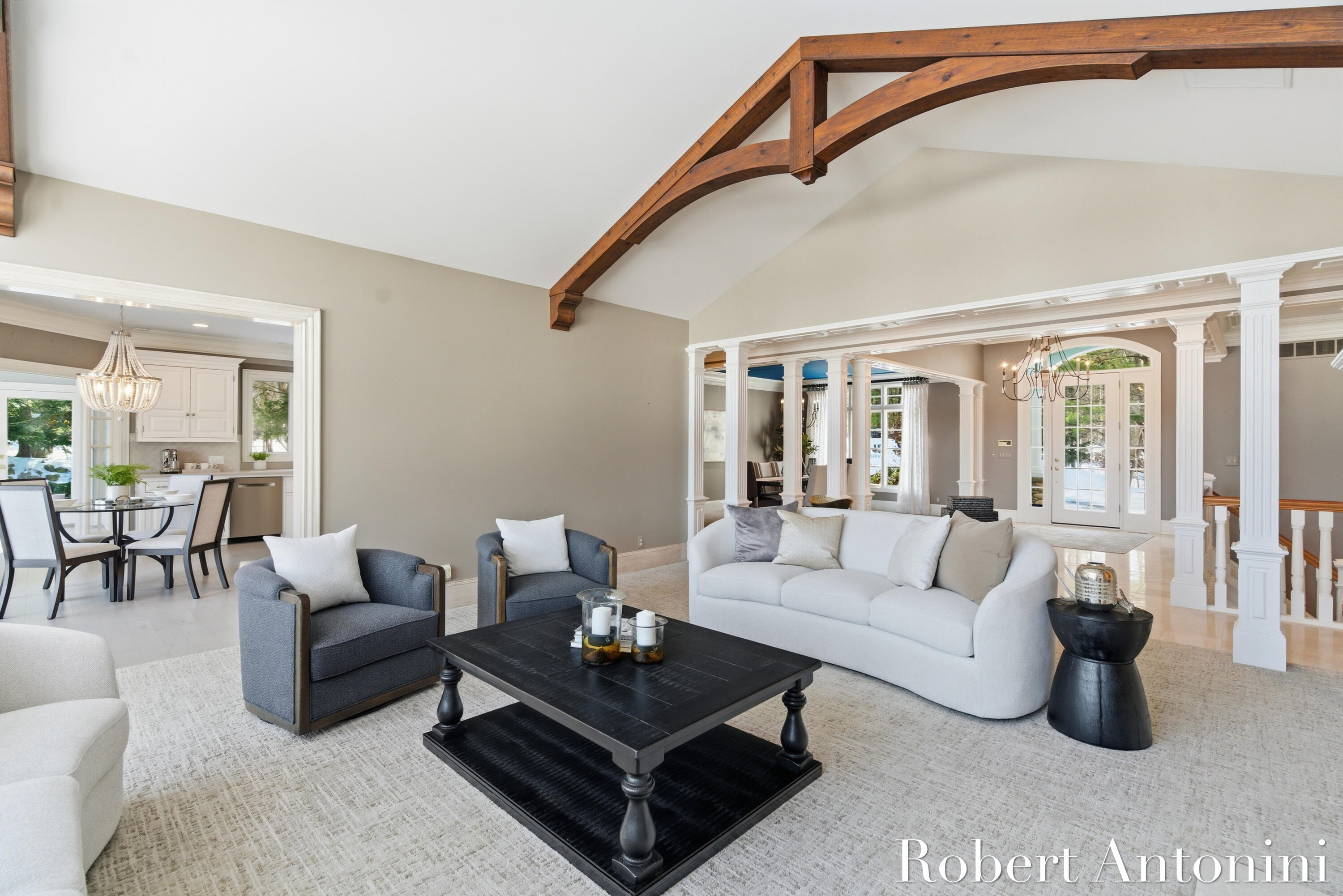 6862 Maplecrest Drive SE