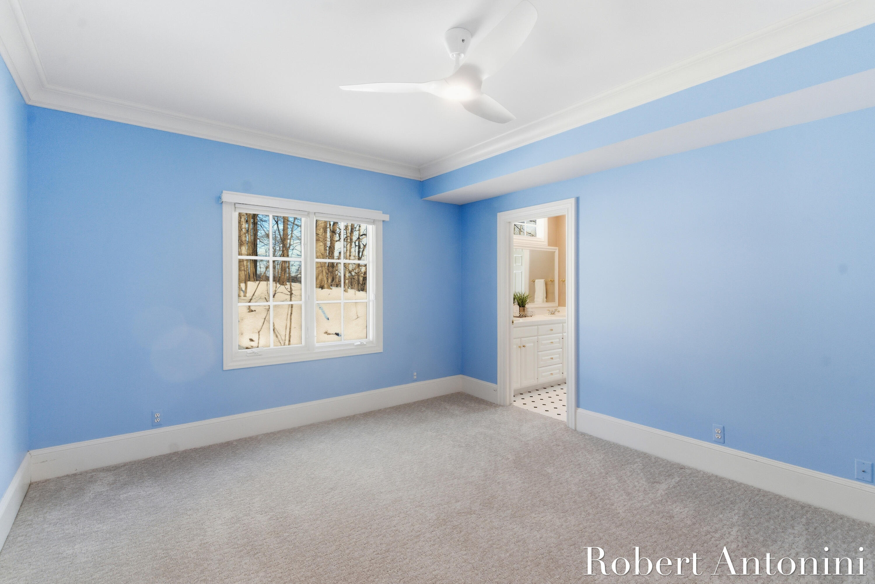 6862 Maplecrest Drive SE