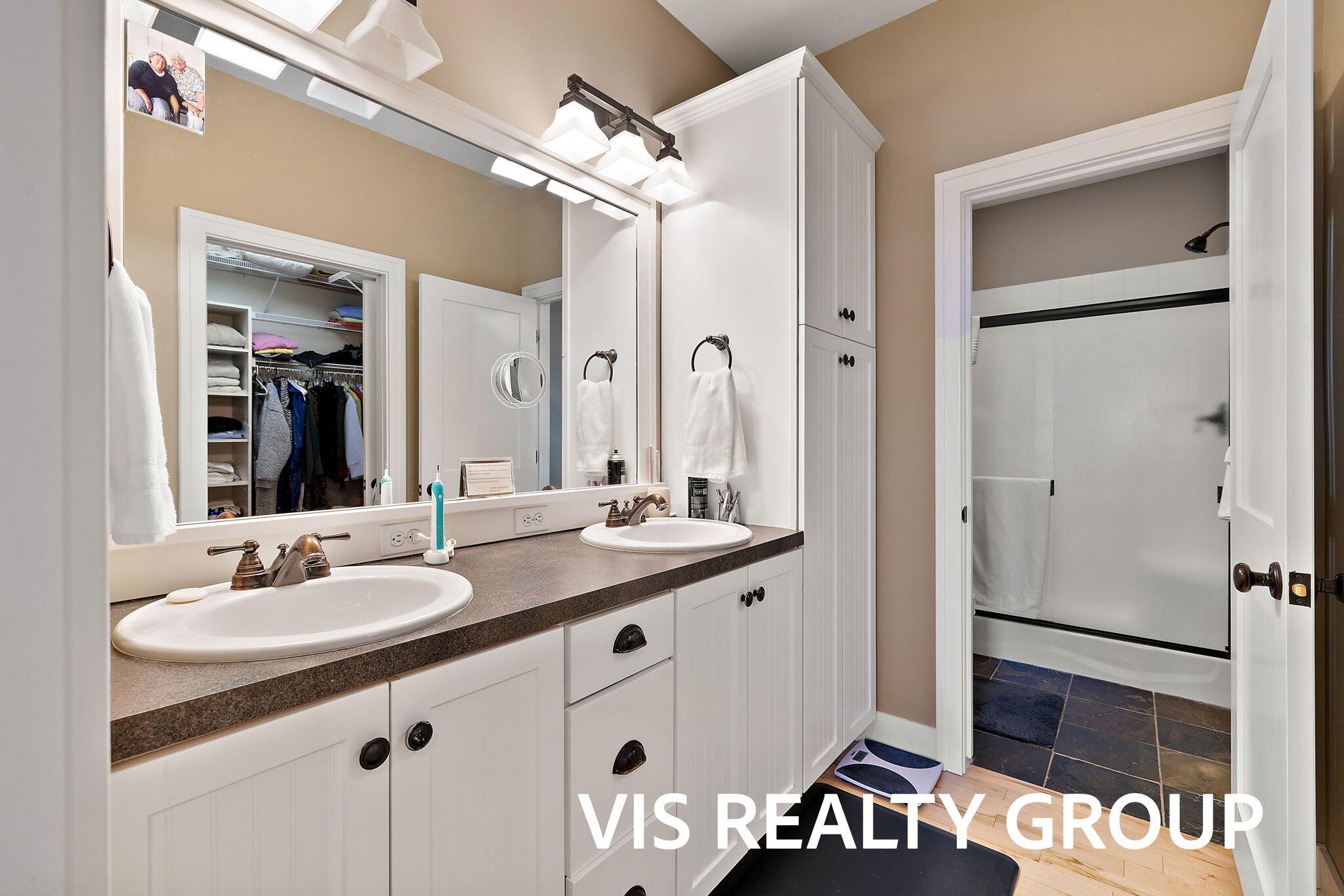 2199 W Greenstone Drive SE