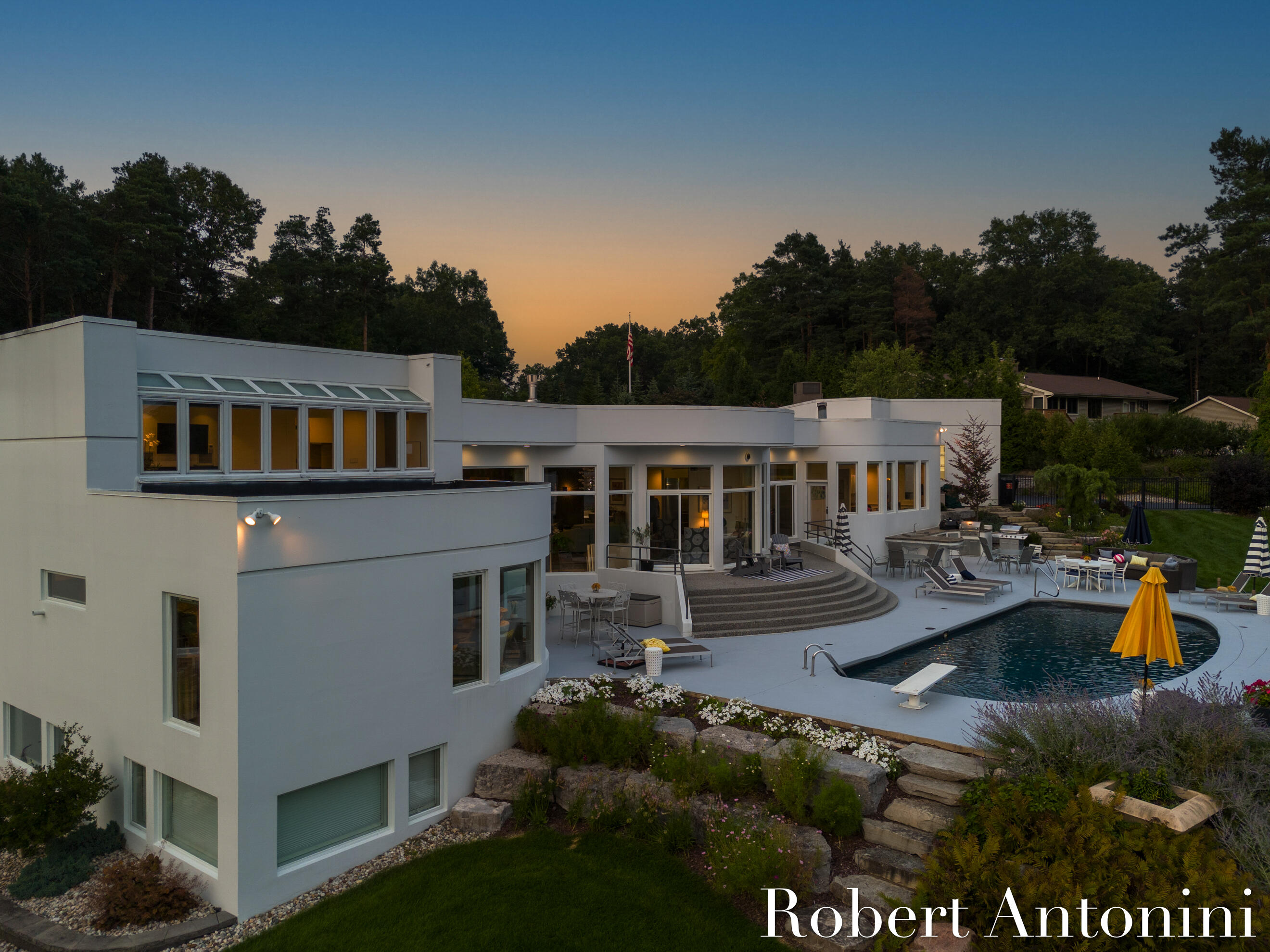 1835 Linson Court SE