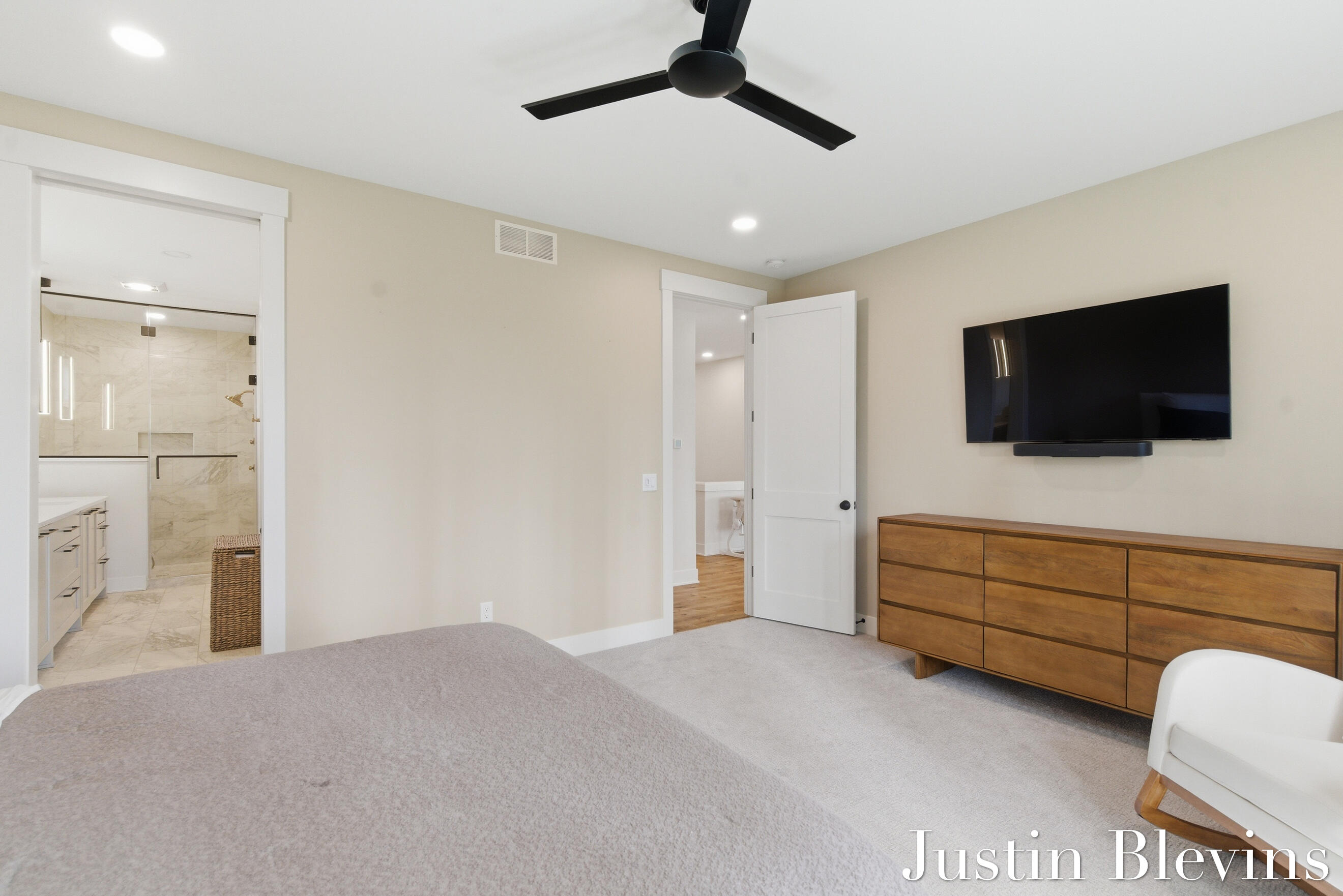 6324 Lamppost Circle SE 10