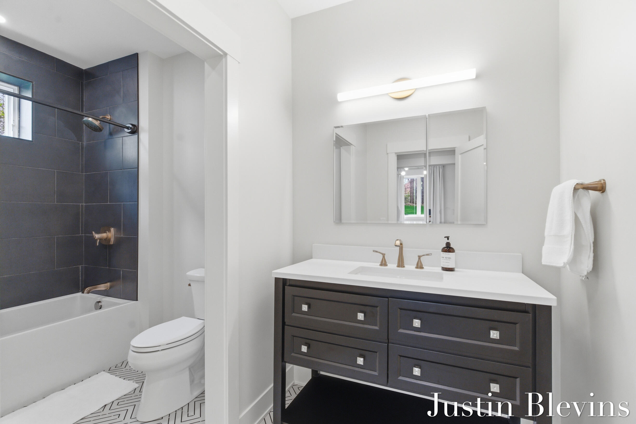 6324 Lamppost Circle SE 10