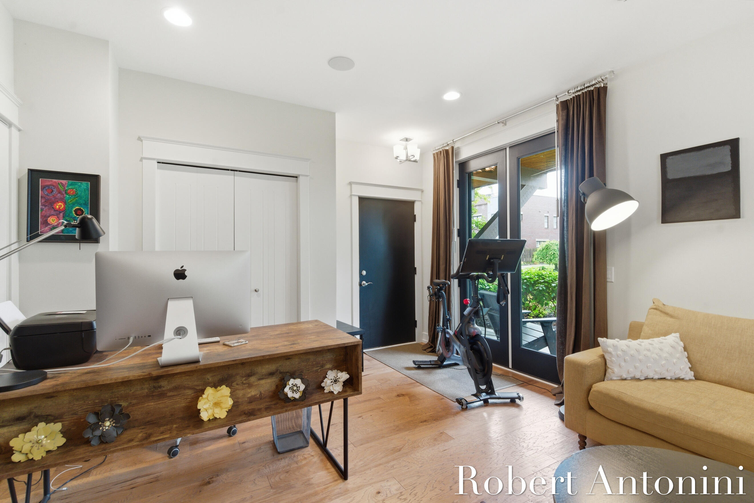 706 Croswell Avenue SE 10