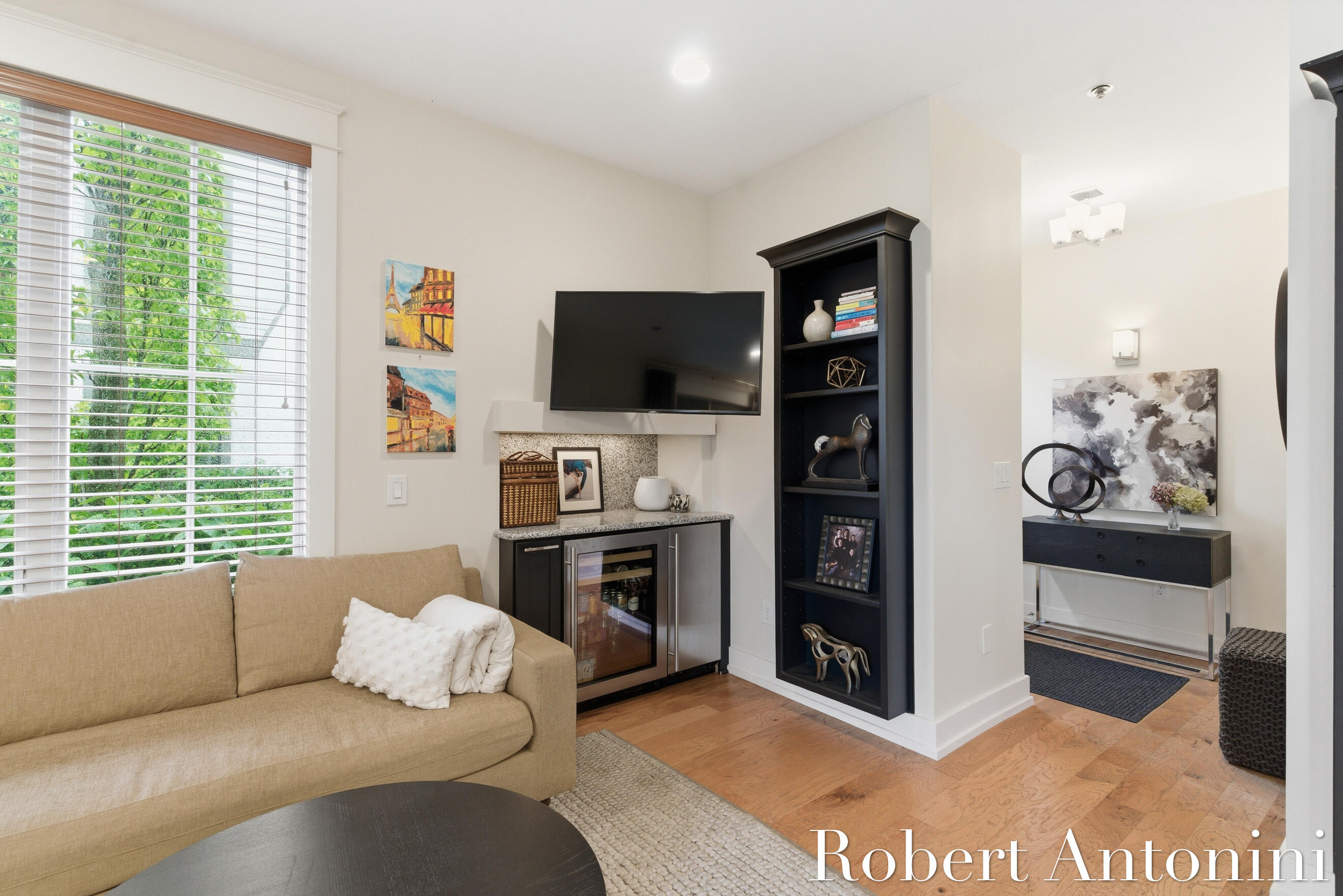 706 Croswell Avenue SE 10