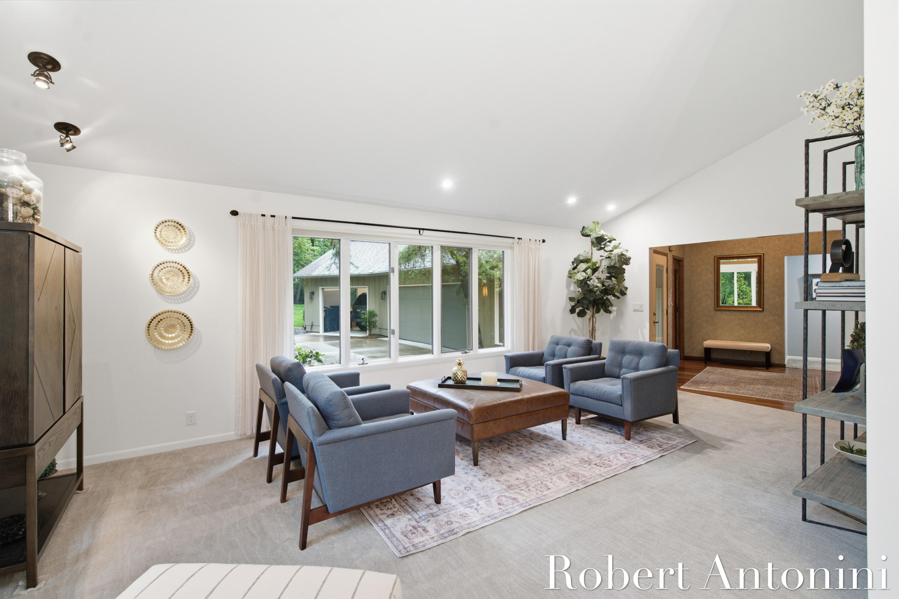 1708 Mont Rue Drive SE