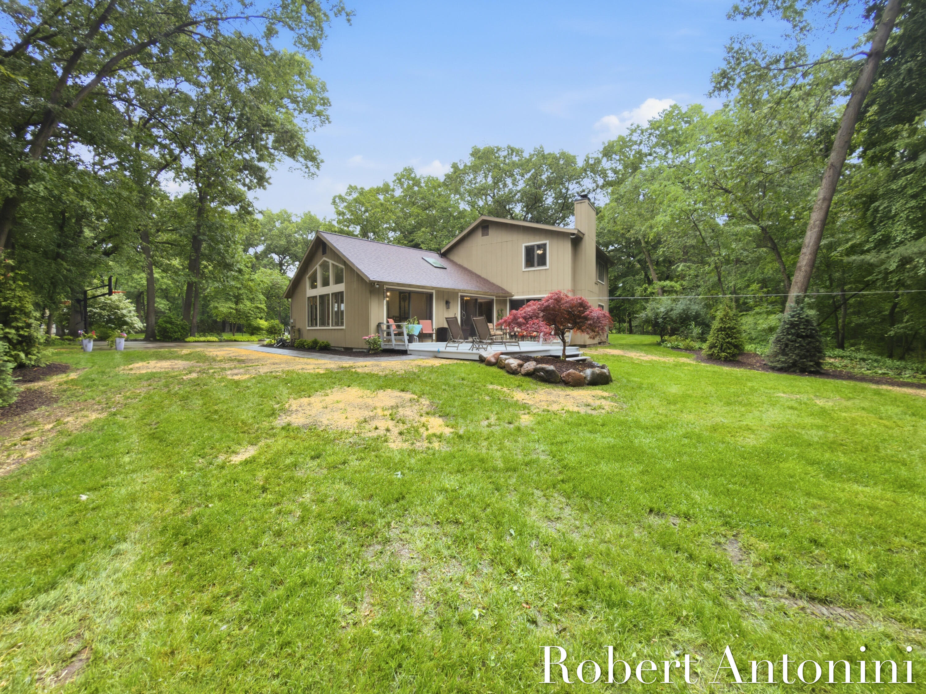 1708 Mont Rue Drive SE