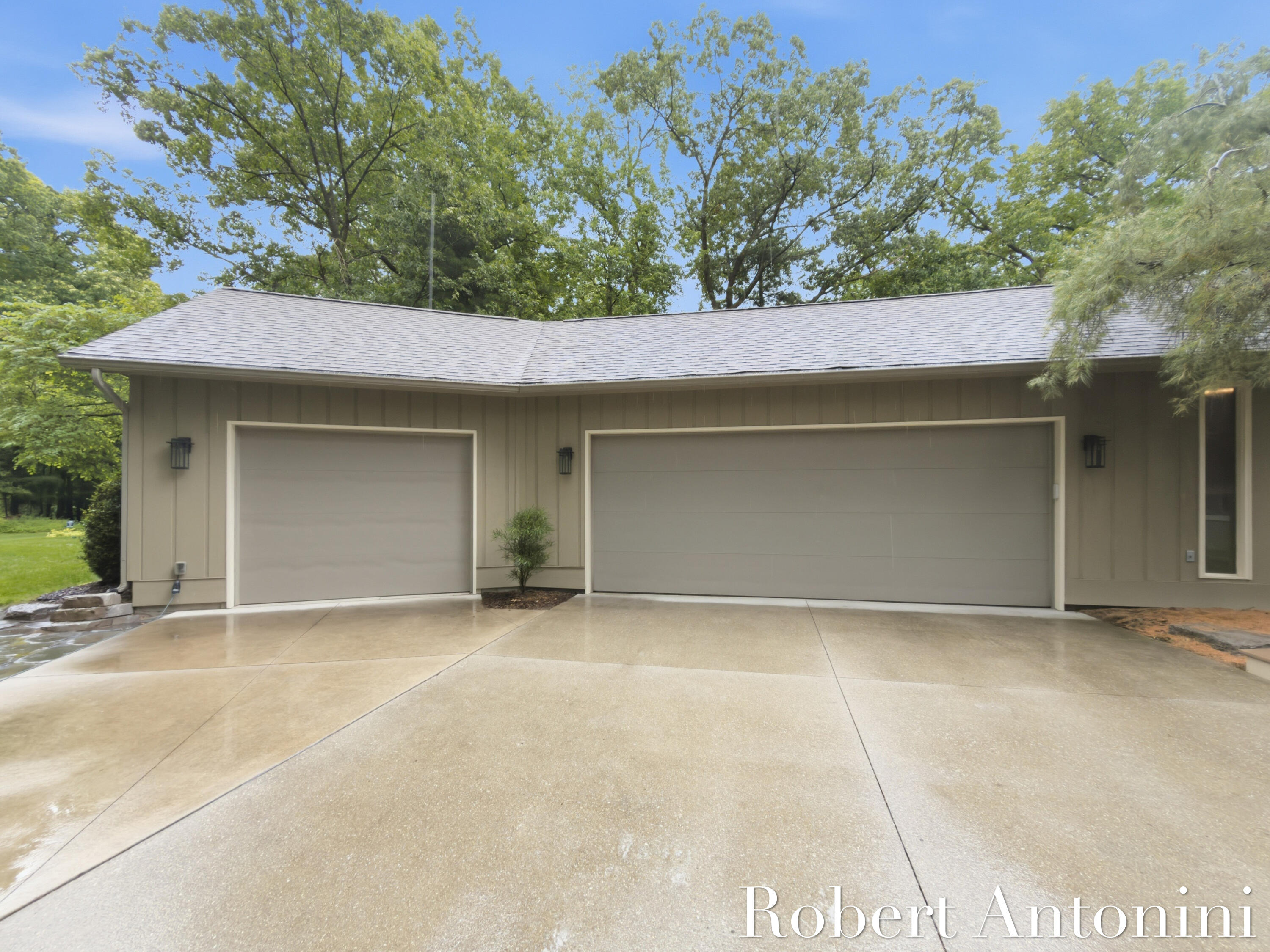 1708 Mont Rue Drive SE