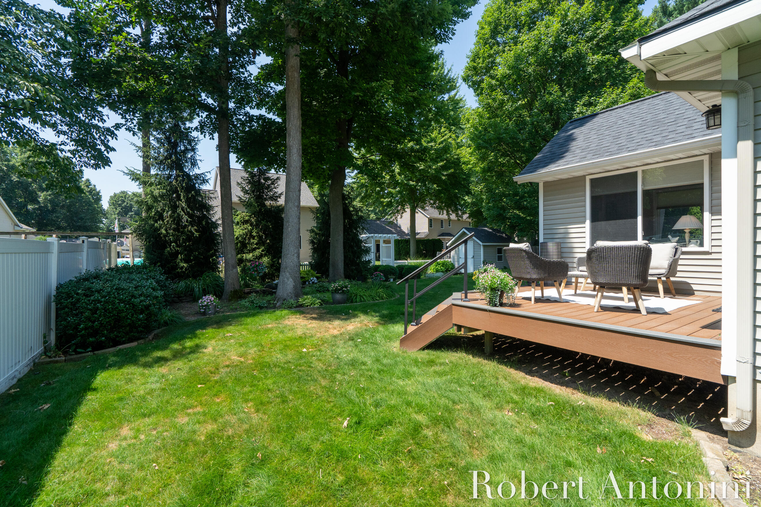 2516 Golfbury Drive SW