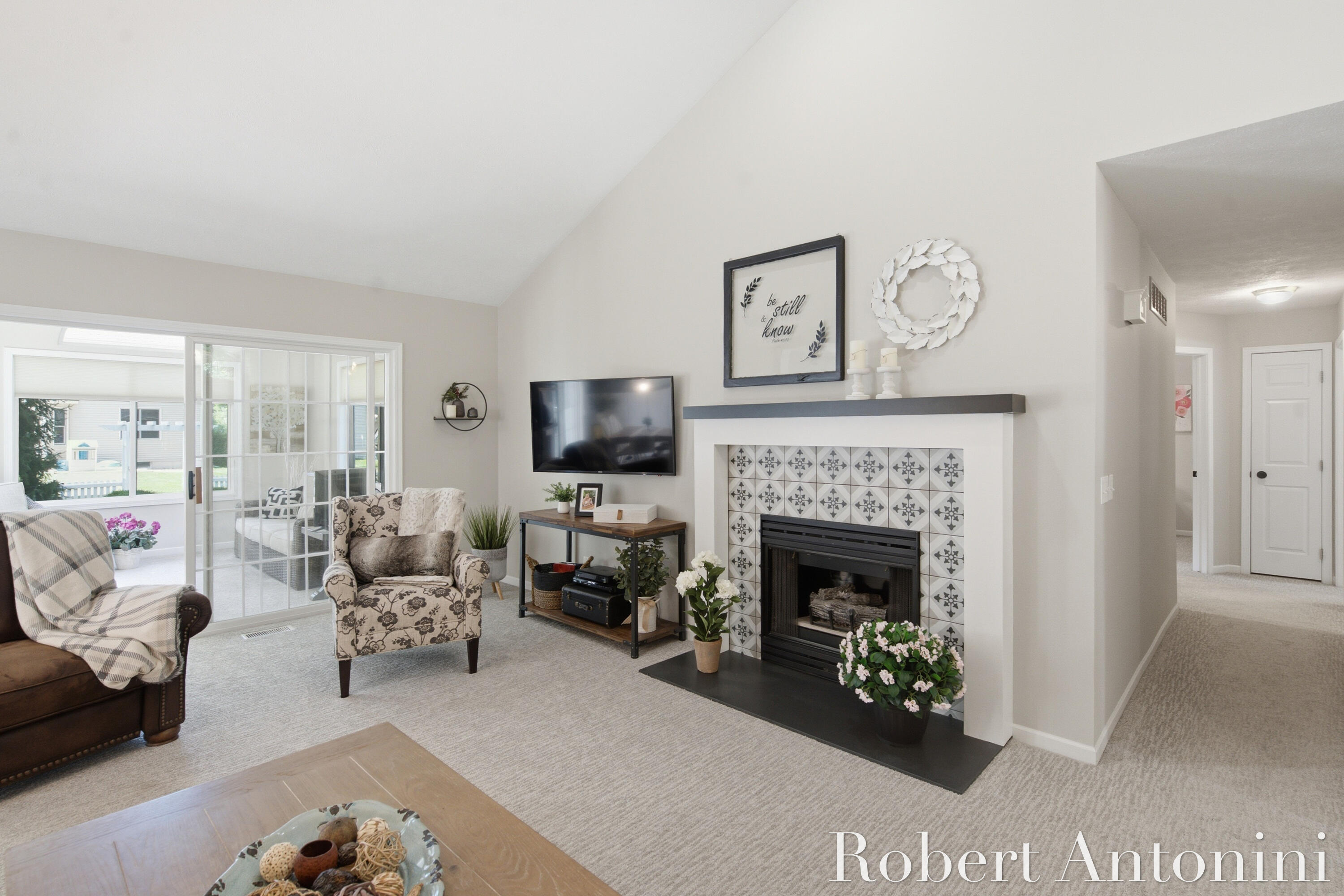 2516 Golfbury Drive SW