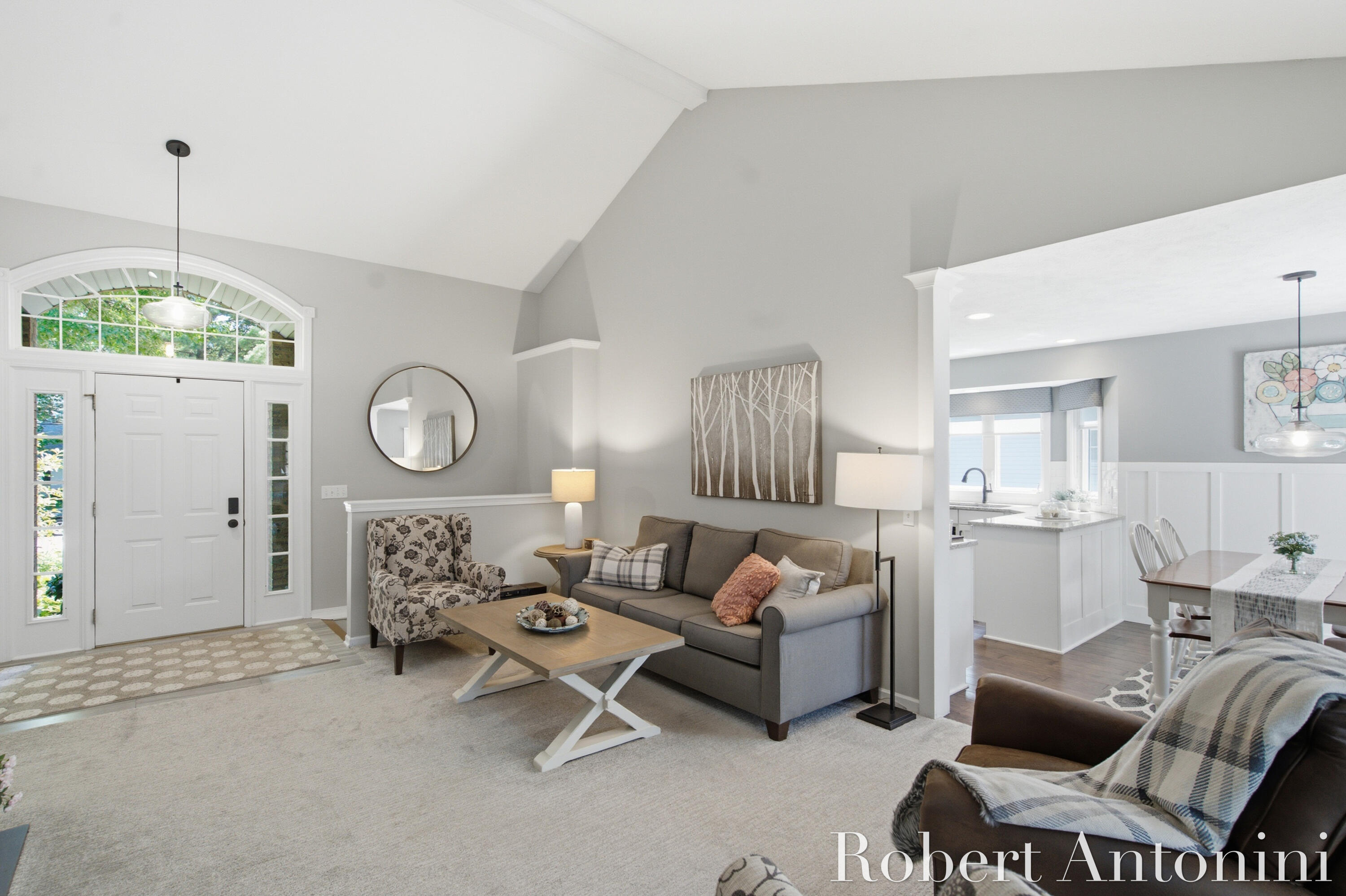 2516 Golfbury Drive SW