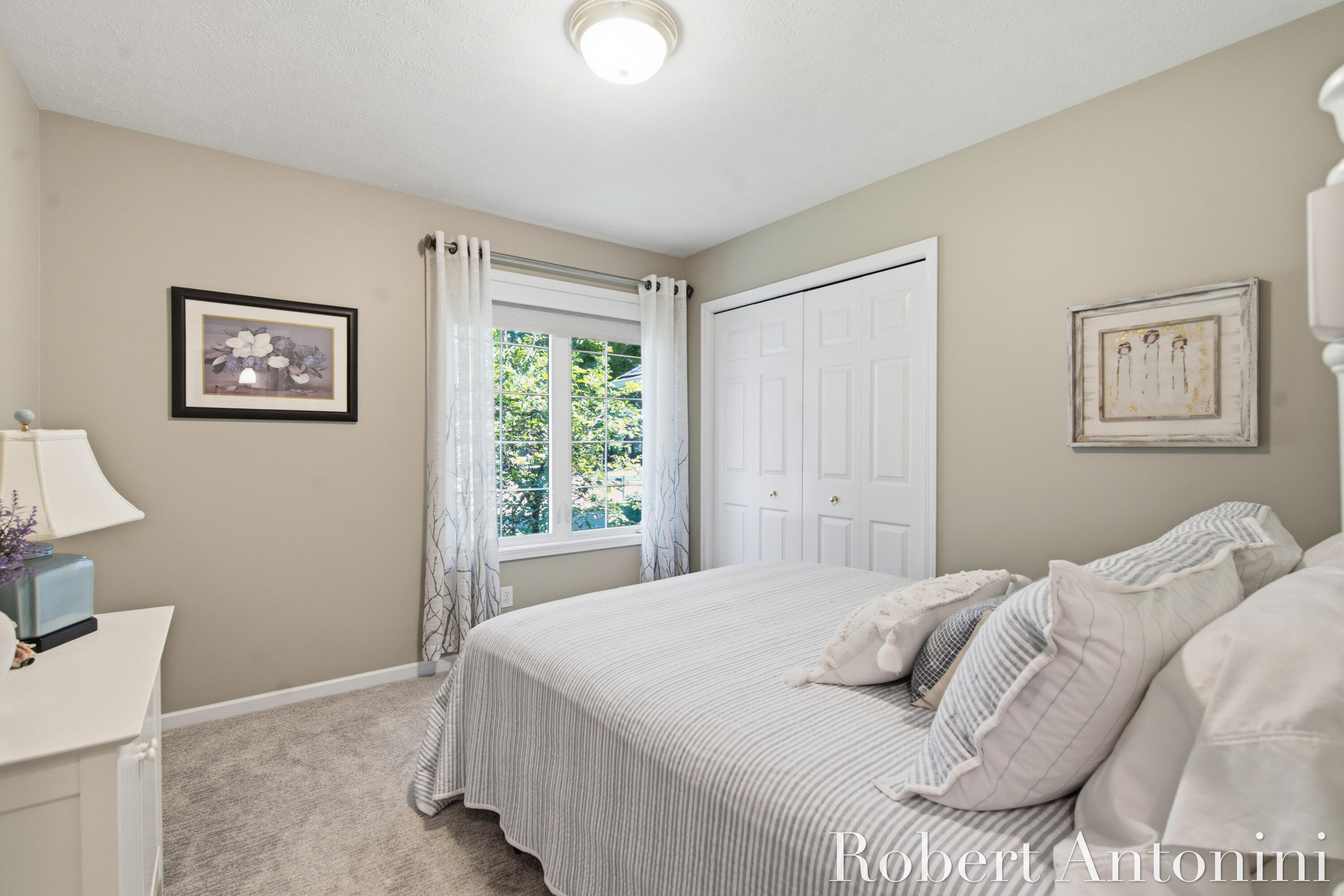 2516 Golfbury Drive SW