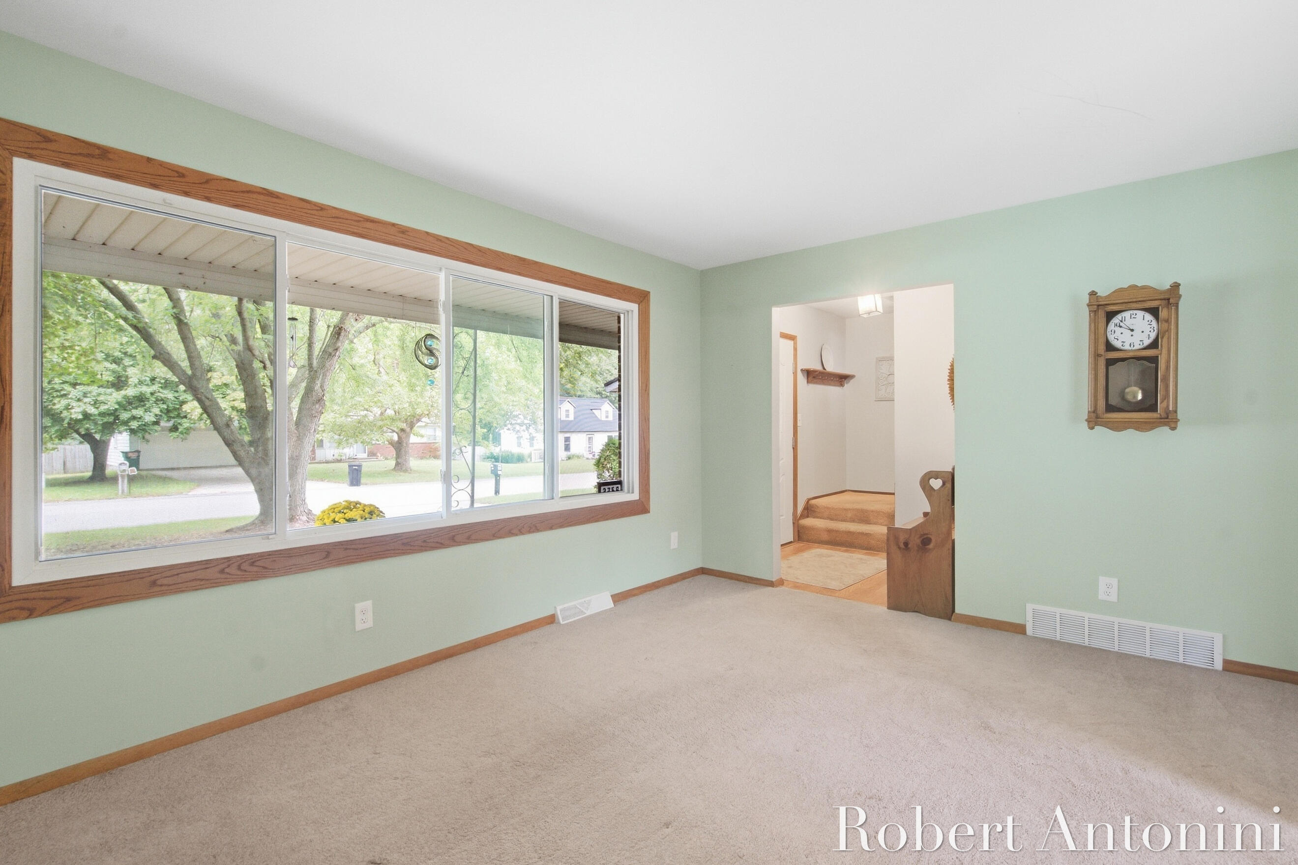 3756 Summit View Drive NE
