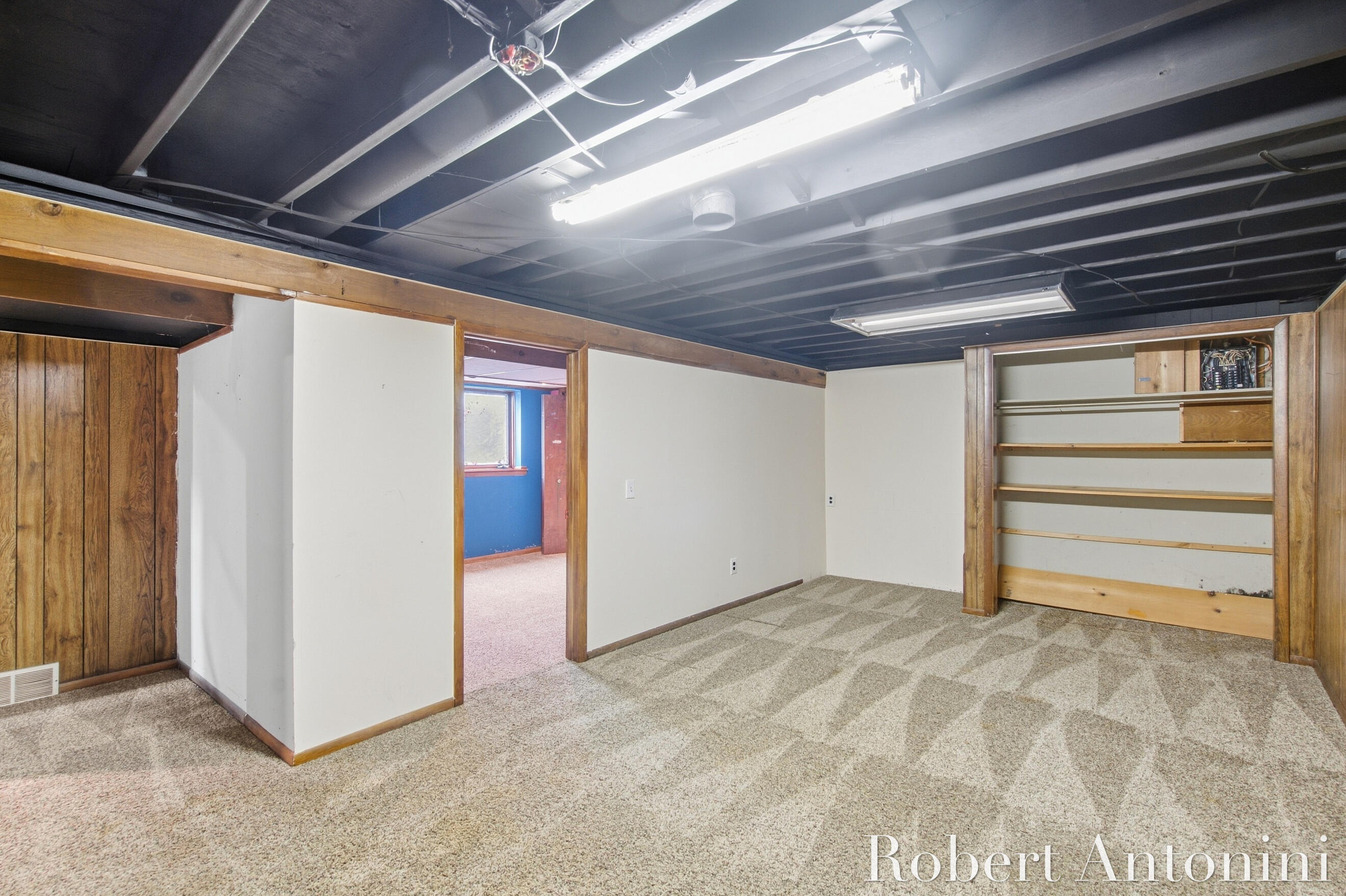 3756 Summit View Drive NE