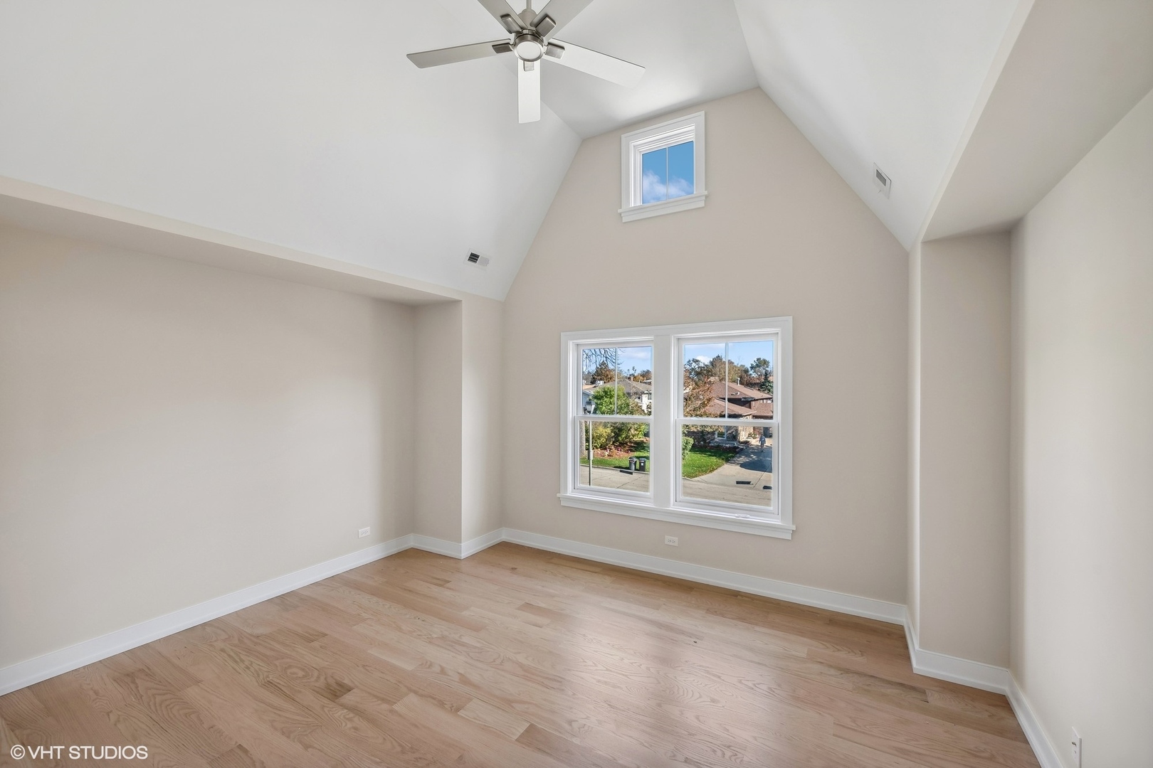 256 N Glenview Avenue