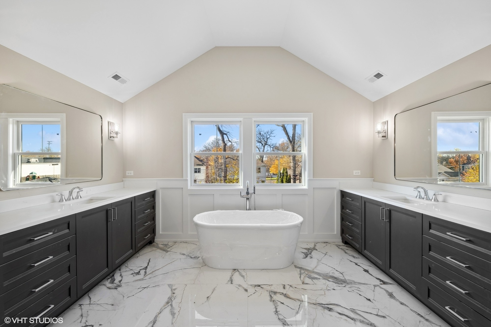 256 N Glenview Avenue