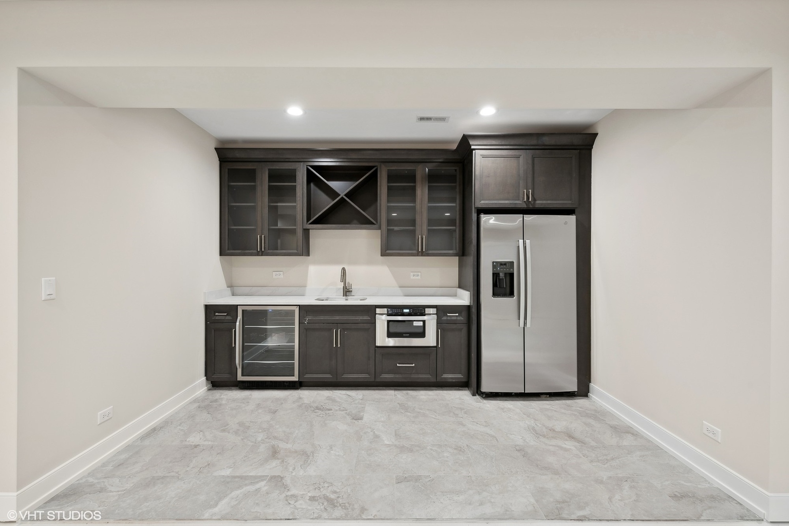 256 N Glenview Avenue