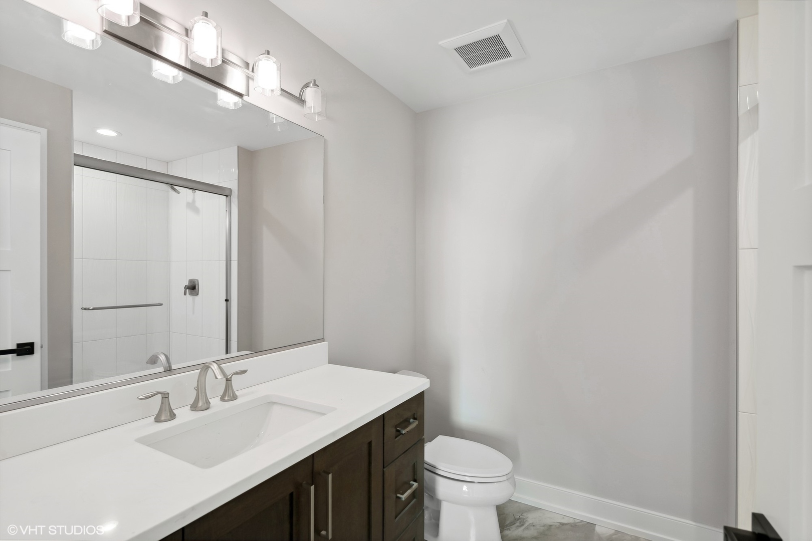 256 N Glenview Avenue