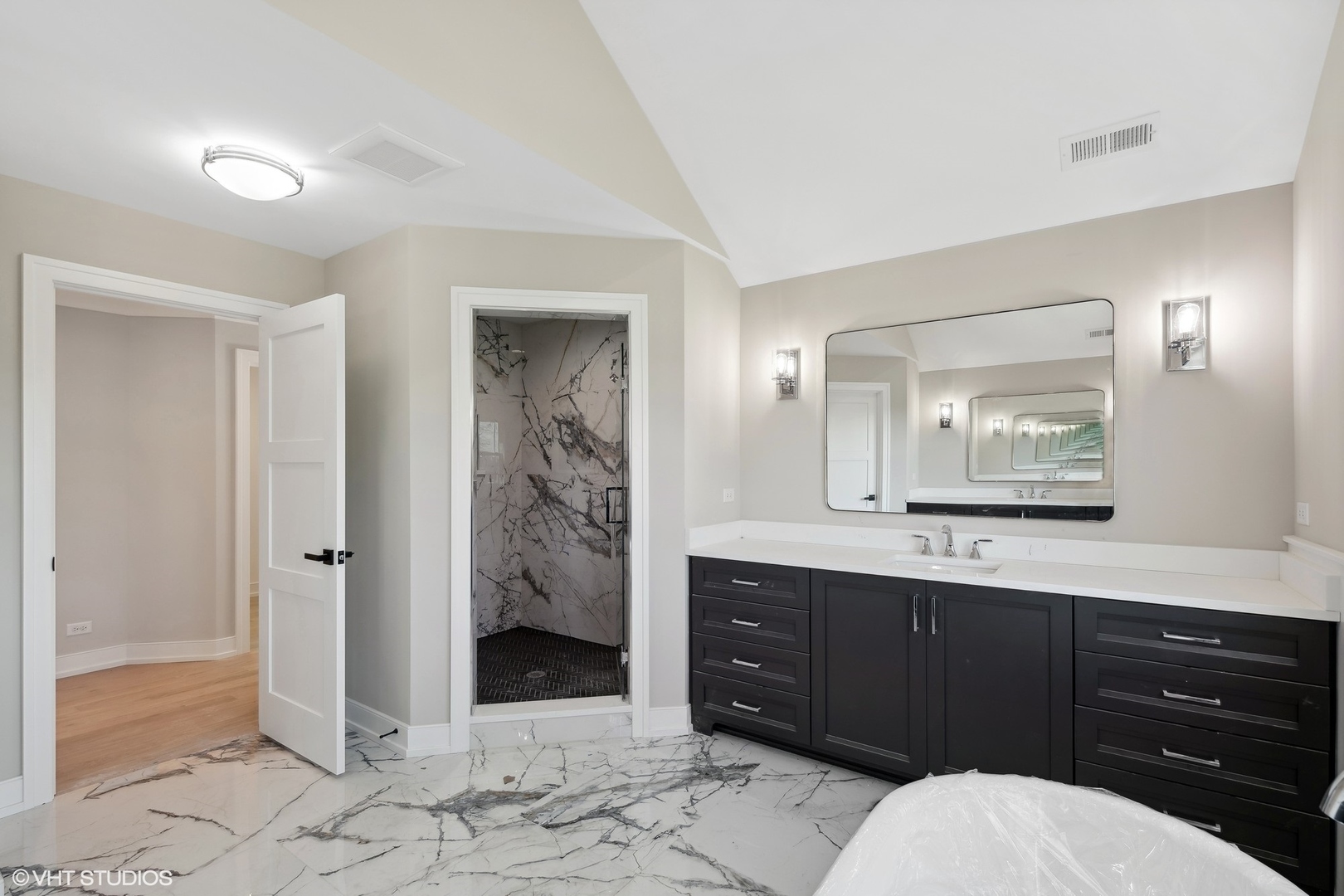 256 N Glenview Avenue