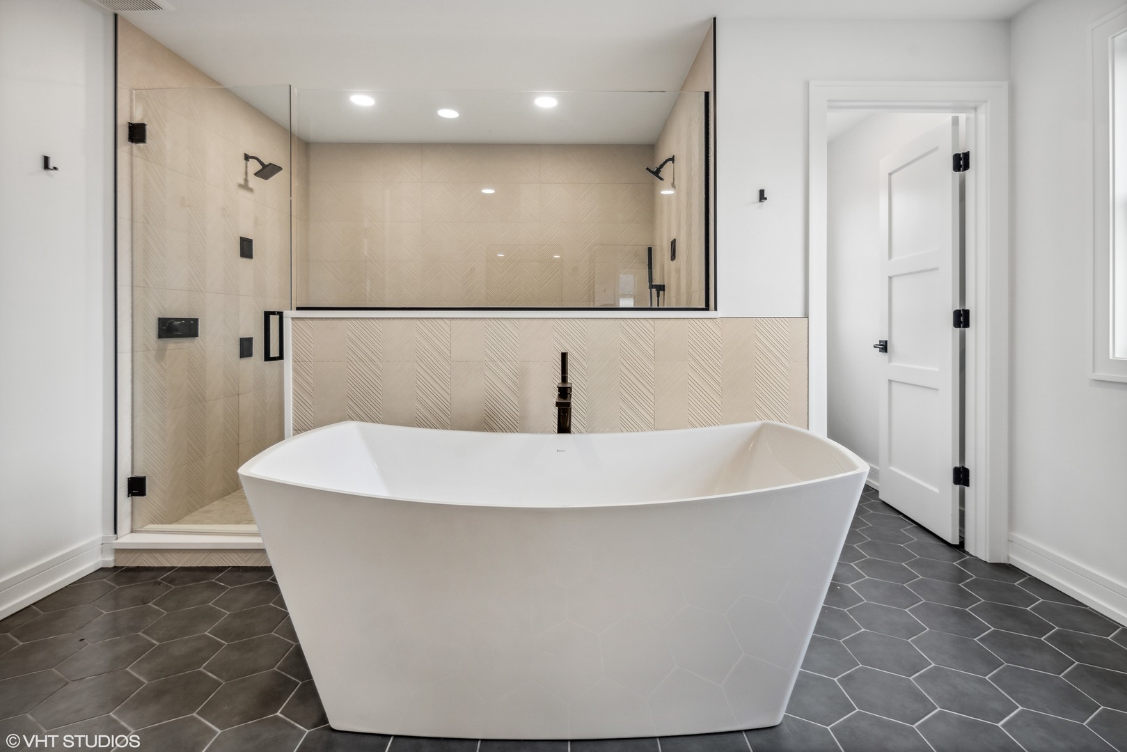 279 N Michigan Avenue