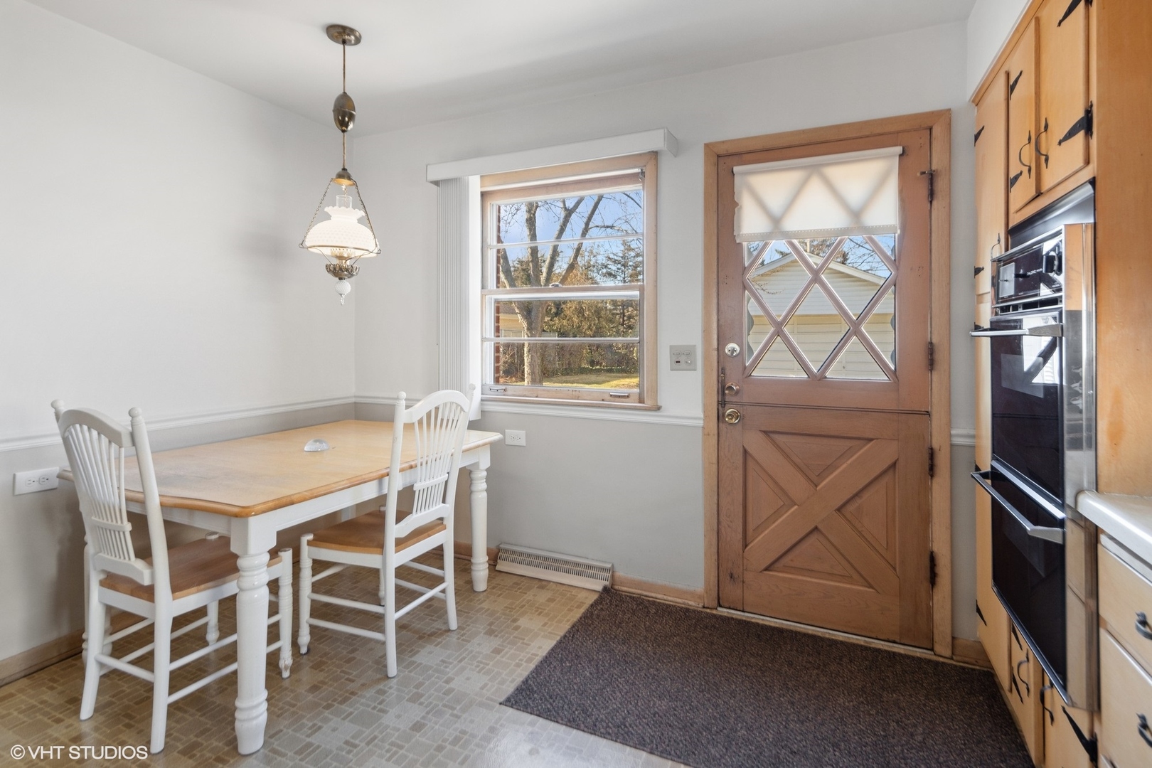 832 S Mitchell Avenue