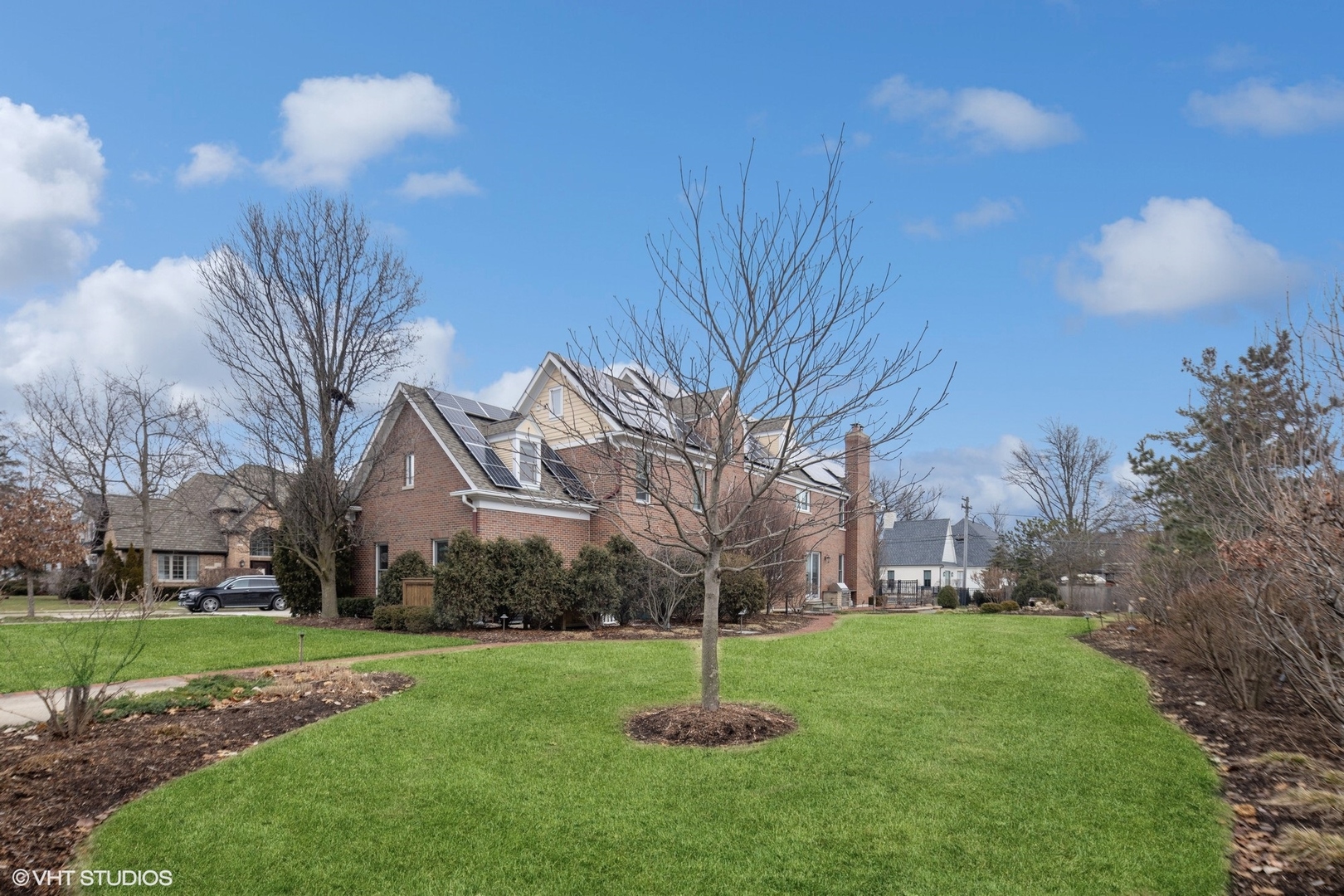 151 S Kenmore Avenue