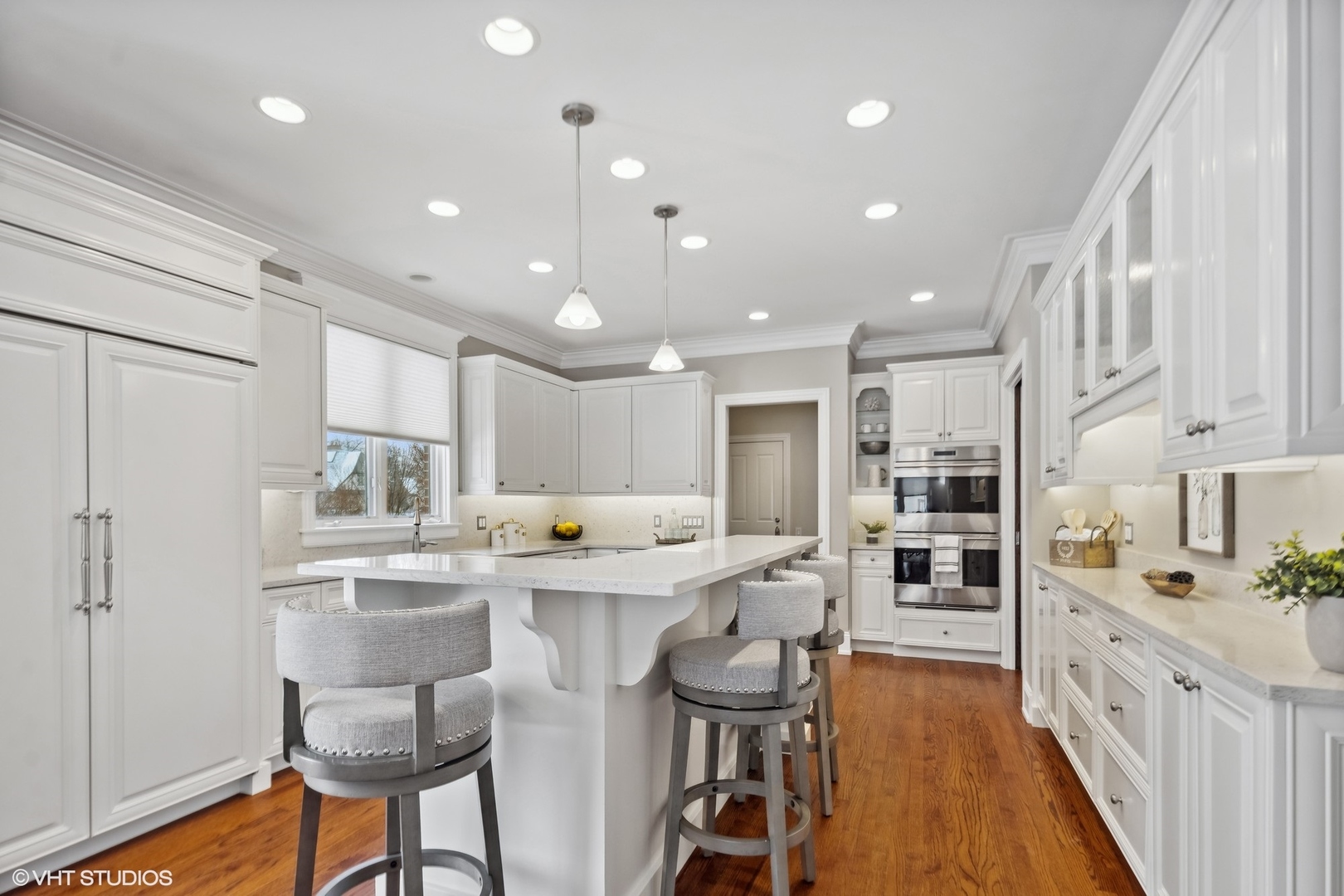 151 S Kenmore Avenue