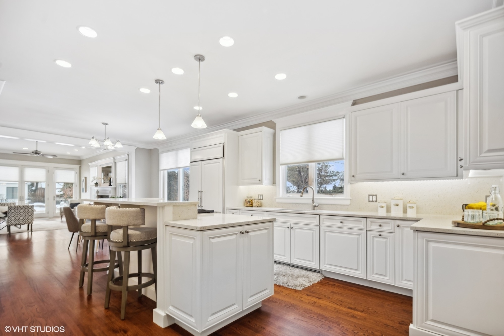 151 S Kenmore Avenue