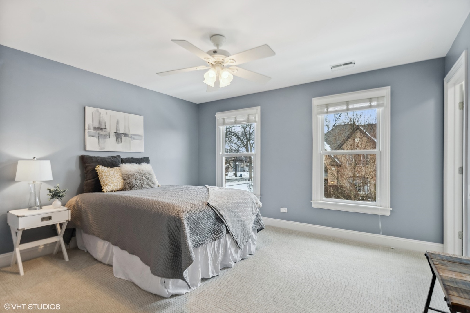 151 S Kenmore Avenue