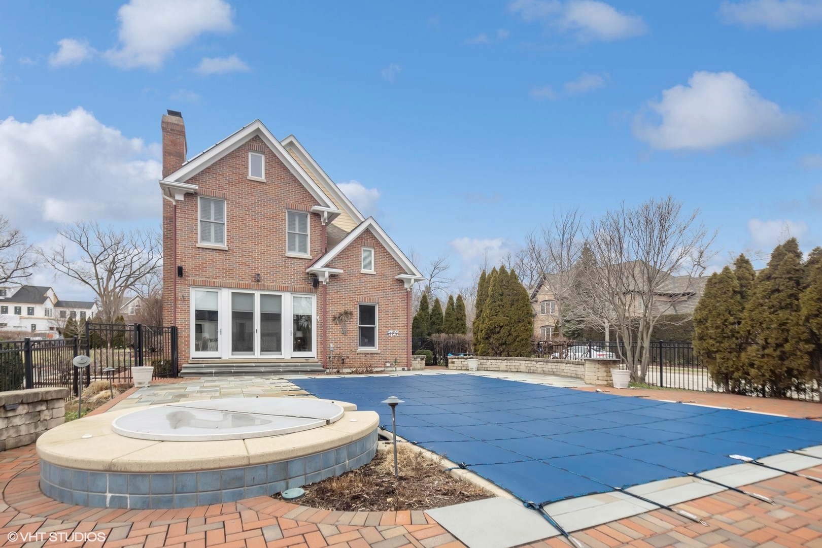 151 S Kenmore Avenue