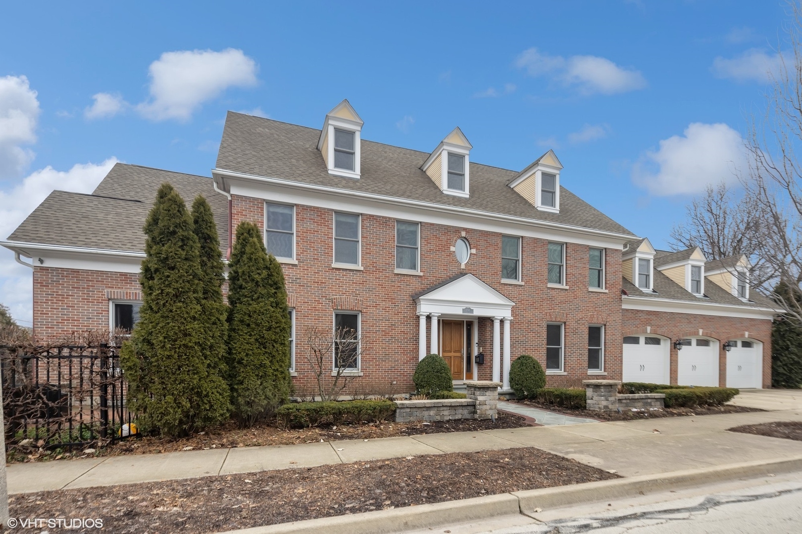 151 S Kenmore Avenue