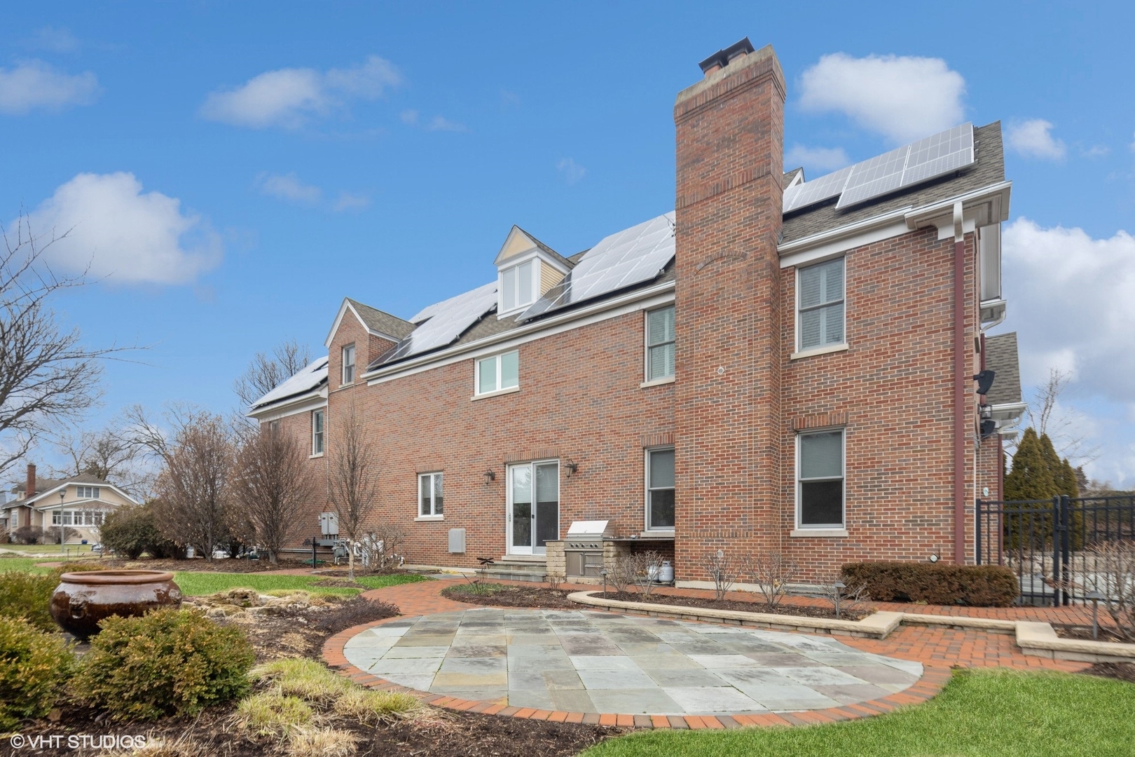 151 S Kenmore Avenue