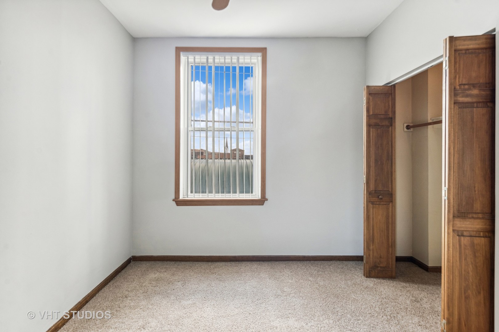 16 S Park Avenue Unit: 1