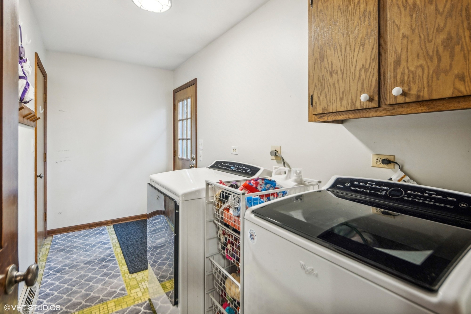 6189 Shorewood Court