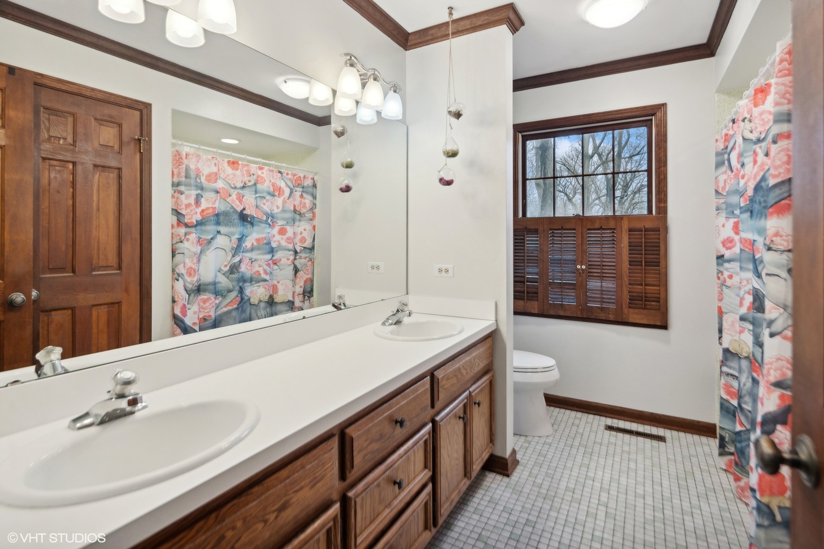 6189 Shorewood Court