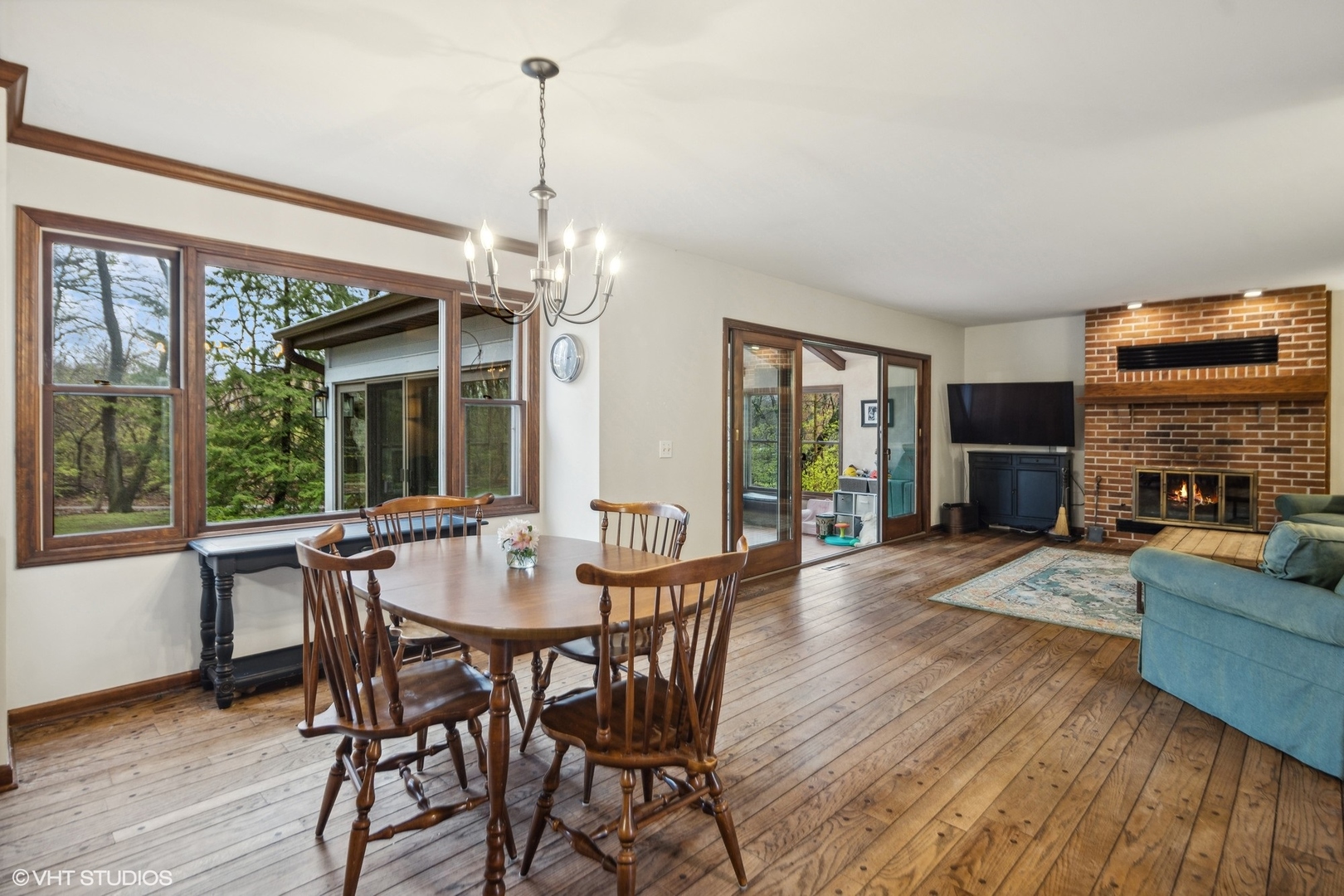 6189 Shorewood Court